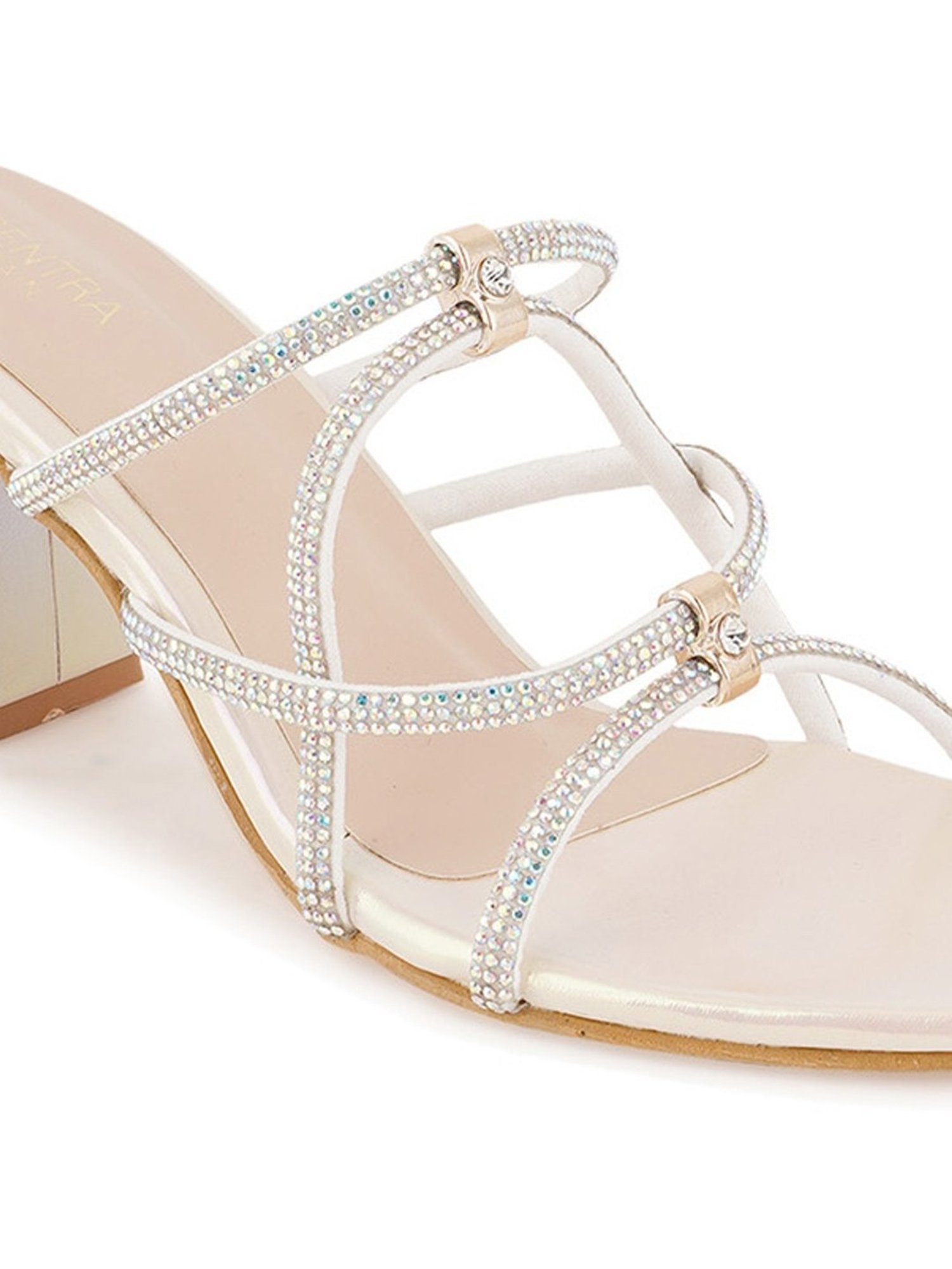 Scentra Women's White Ethnic Sandals