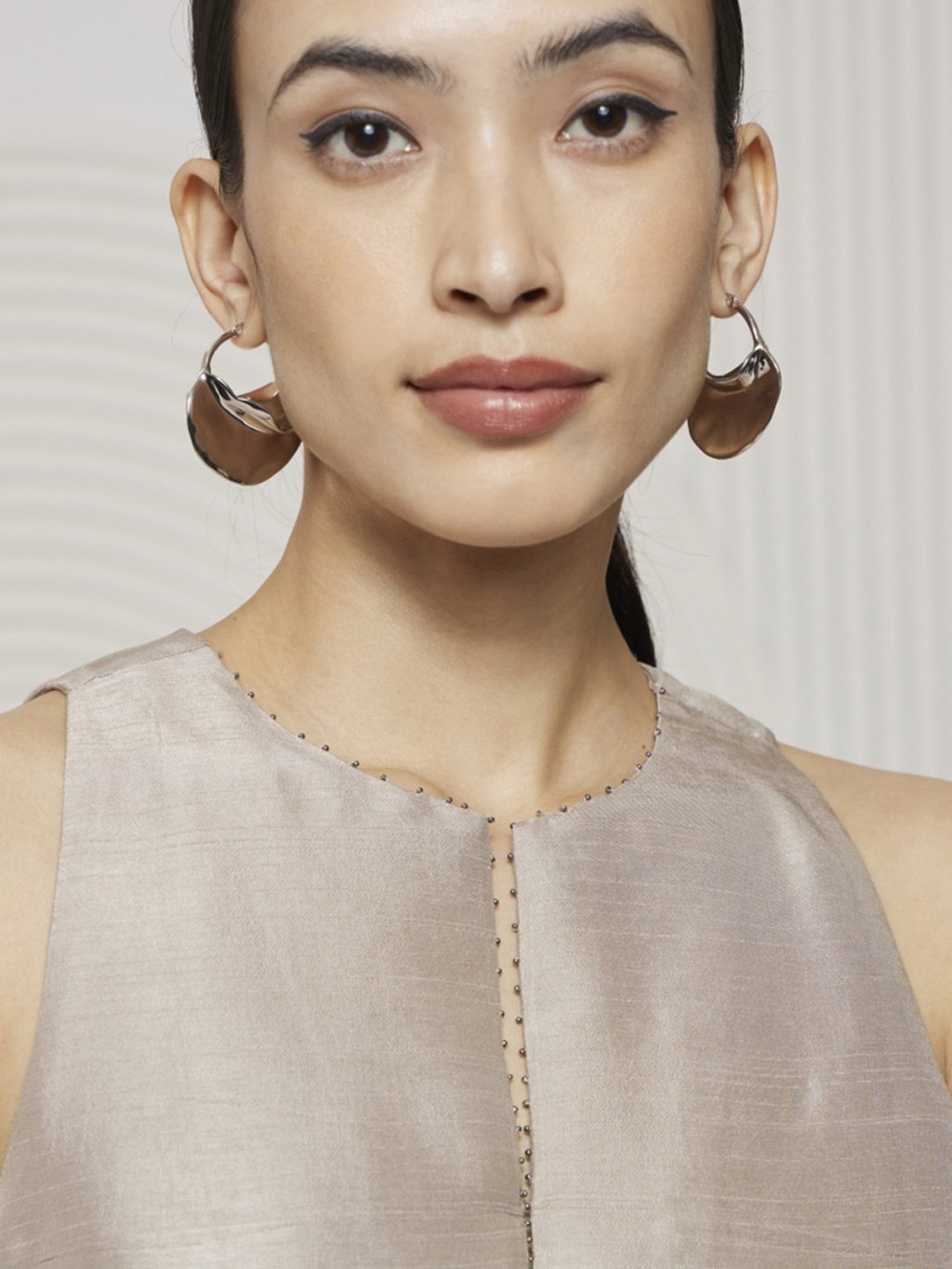 Artagai Pumice Stone Romancing Aari Incut Sleeve Maxi Dress