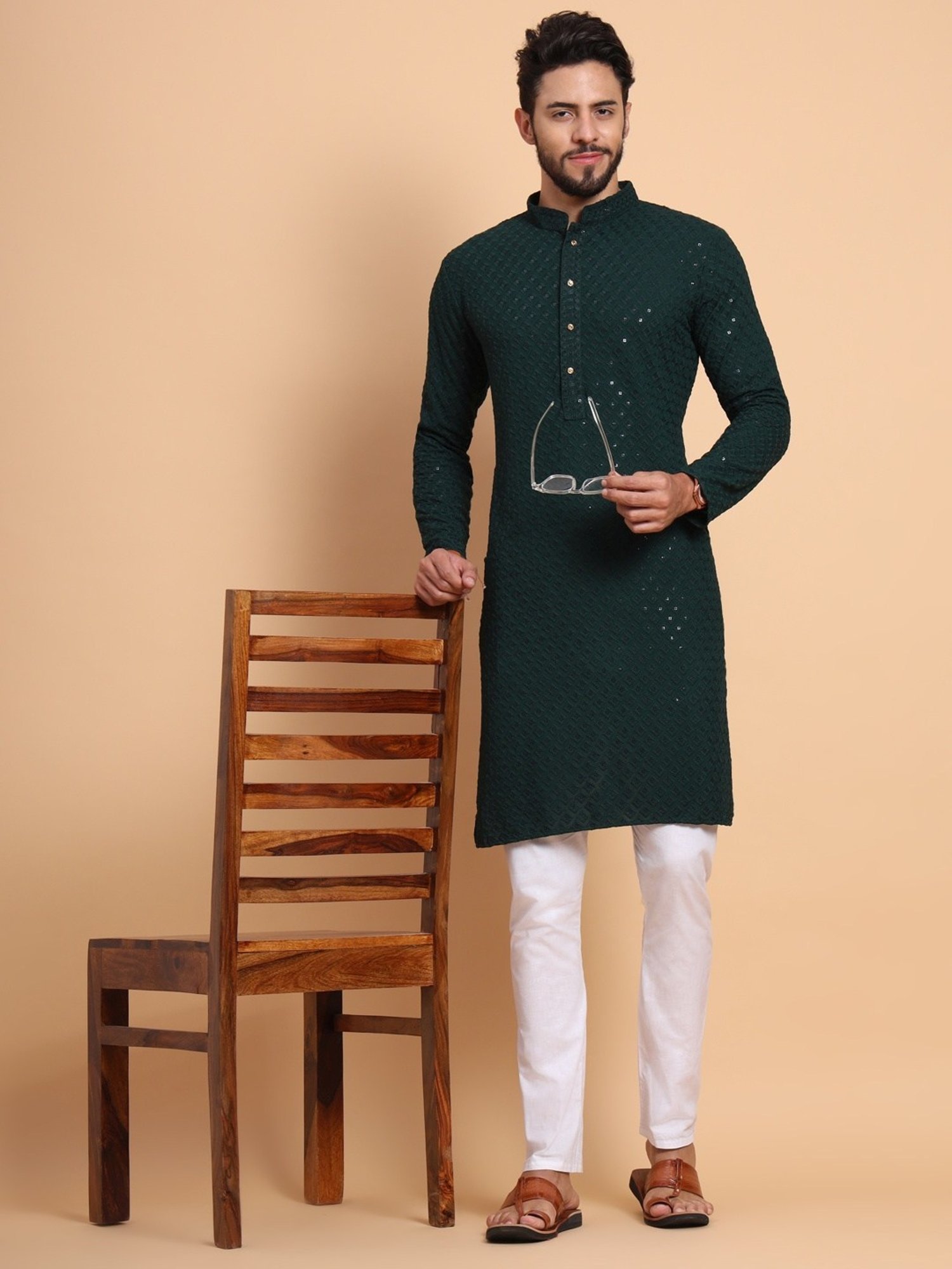 SWAGG INDIA Green Regular Fit Embroidered Kurta