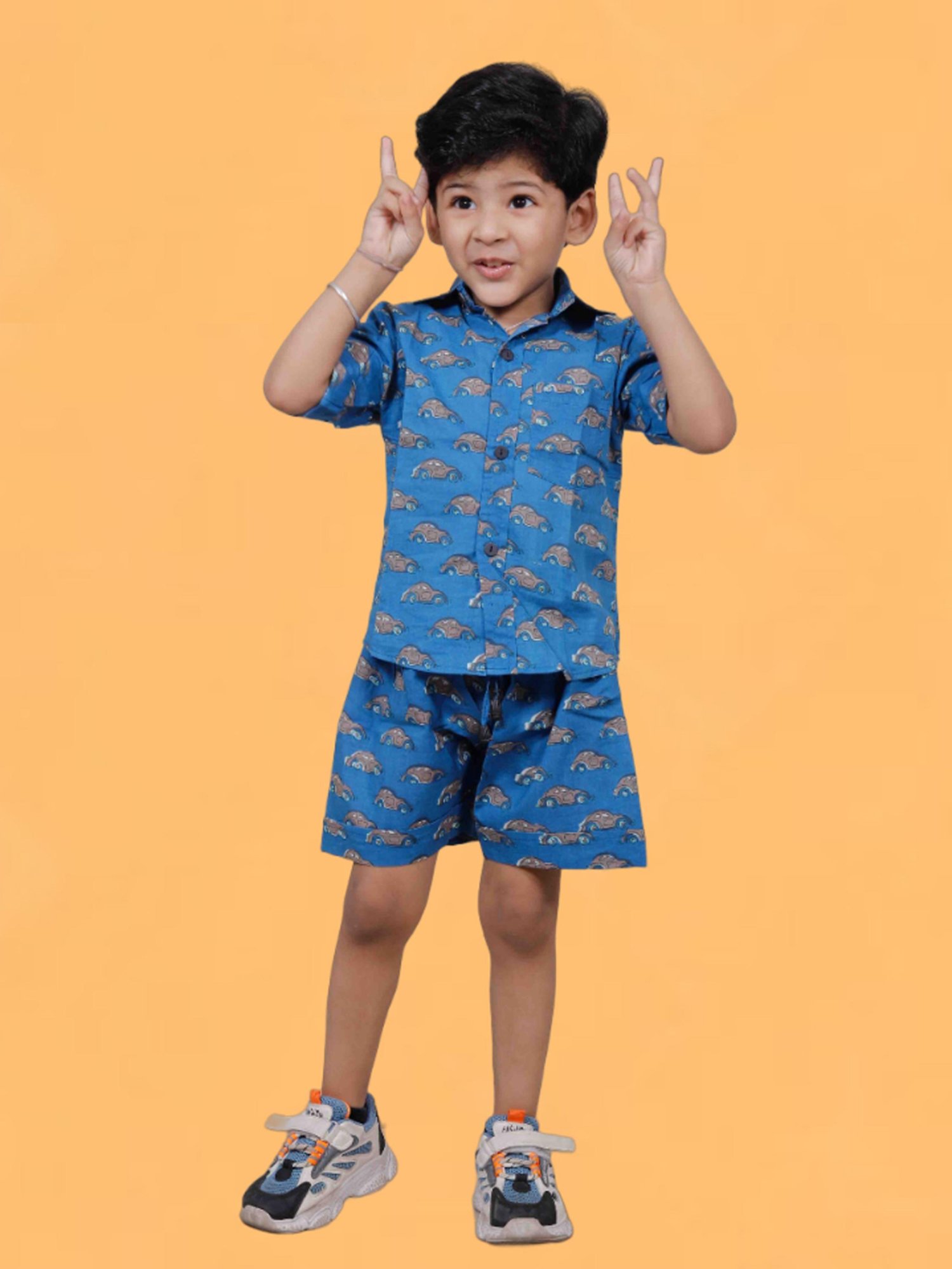 Tippy Top Kids Blue Printed Shirt with Shorts
