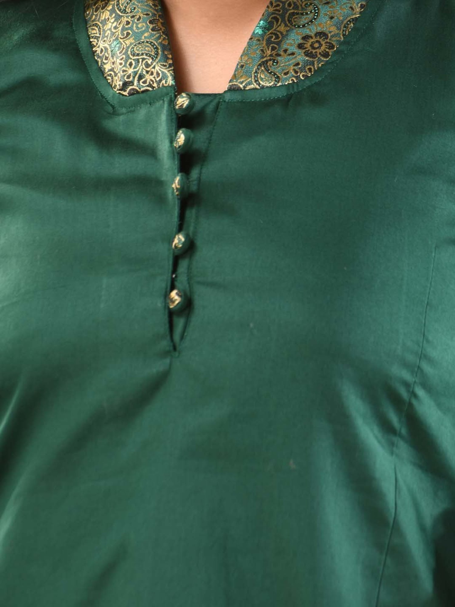 Charukriti Green Straight Kurta