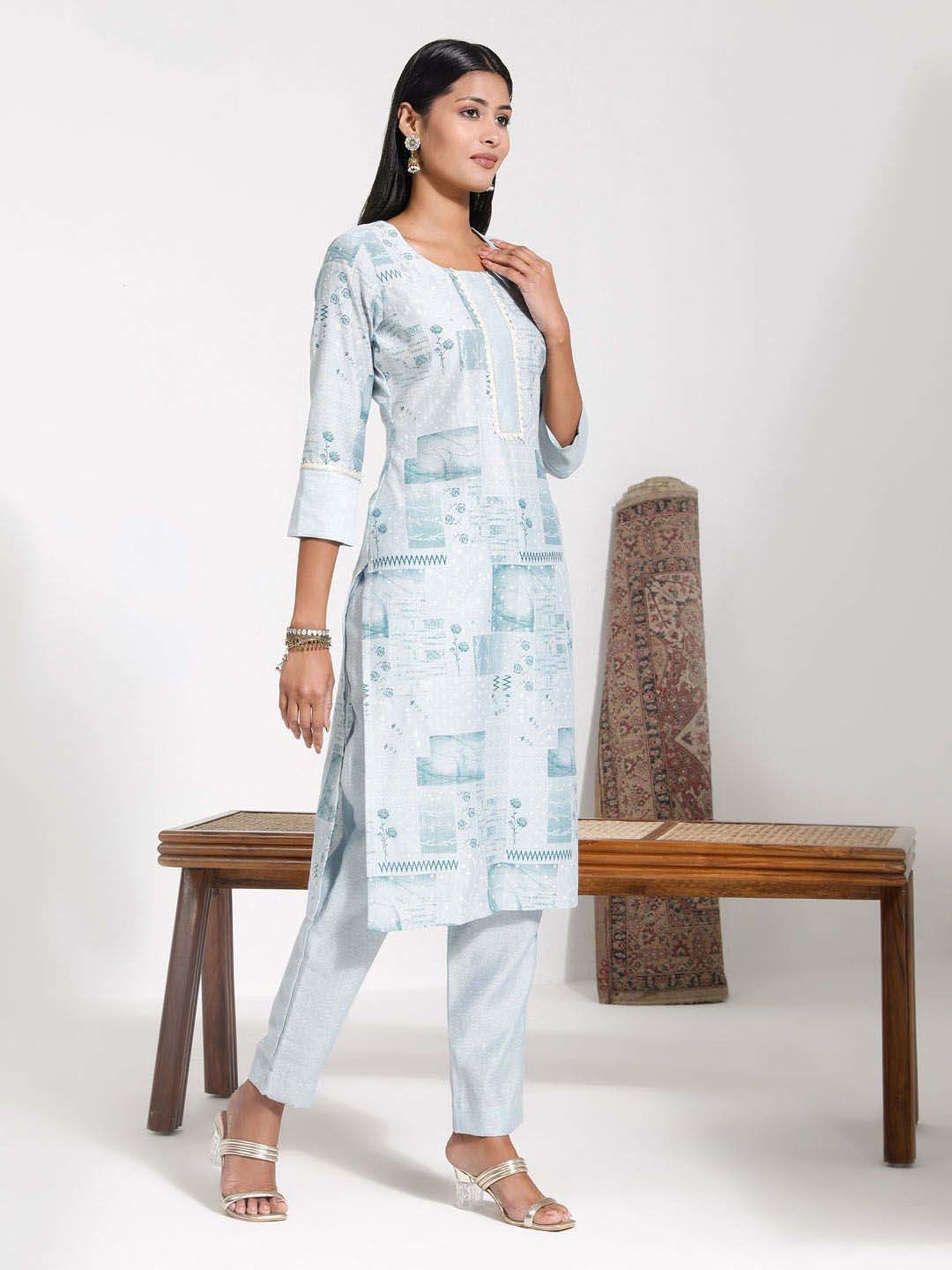 VASTRAMAY Aqua Blue Printed Kurta Pant Set