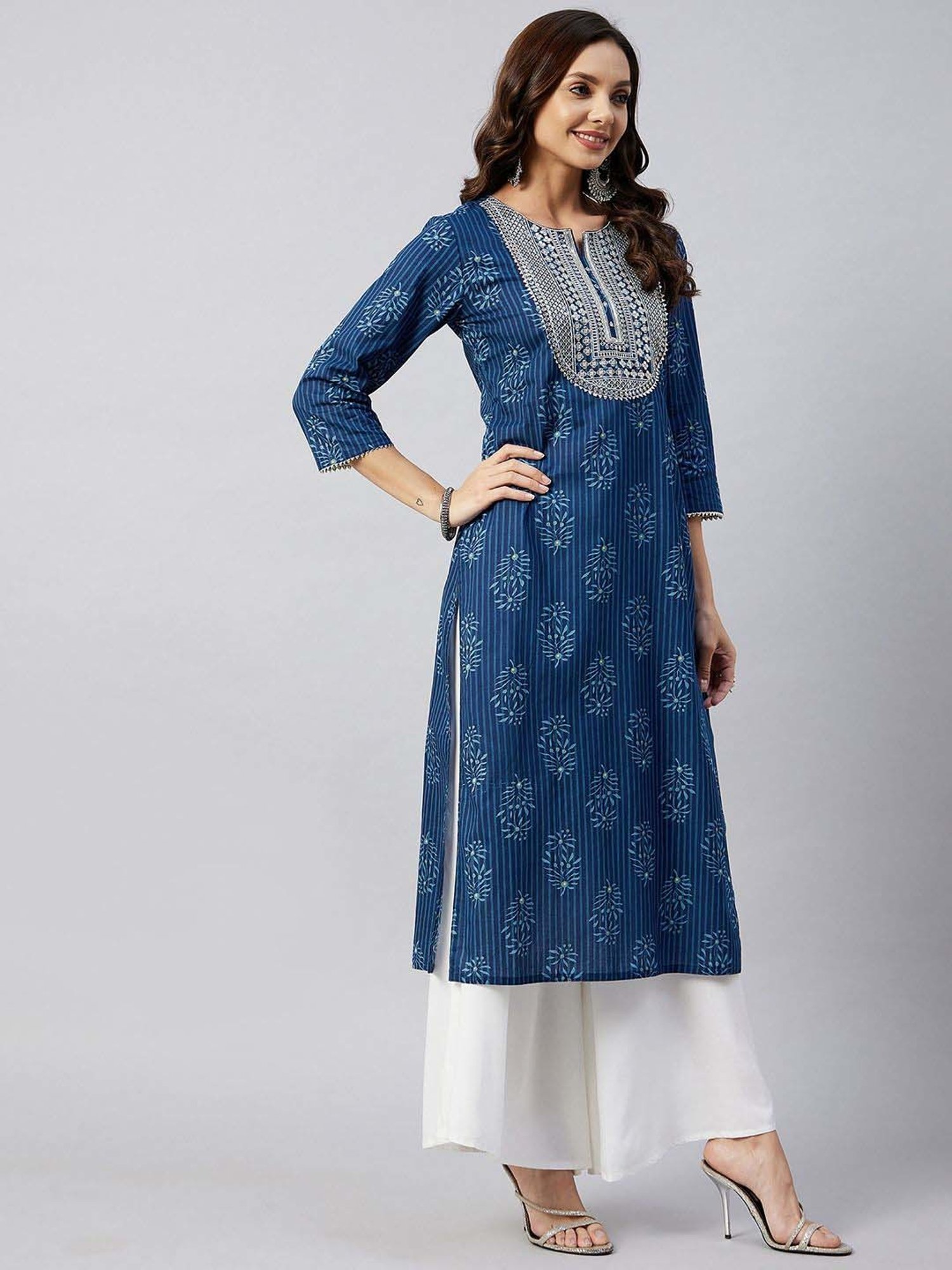 Inweave Blue Cotton Embroidered Straight Kurta