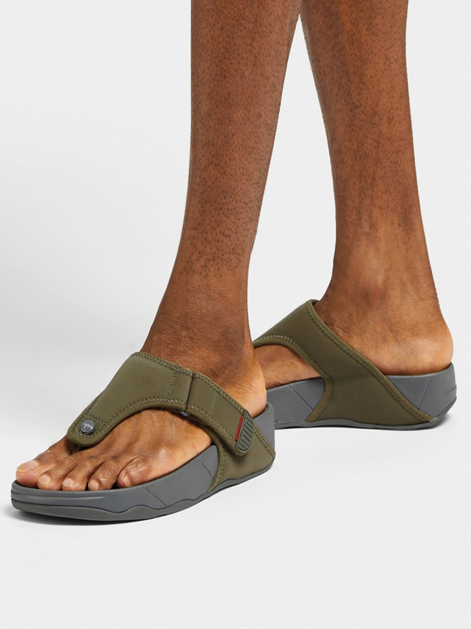 FitFlop Men's Green Thong Sandals