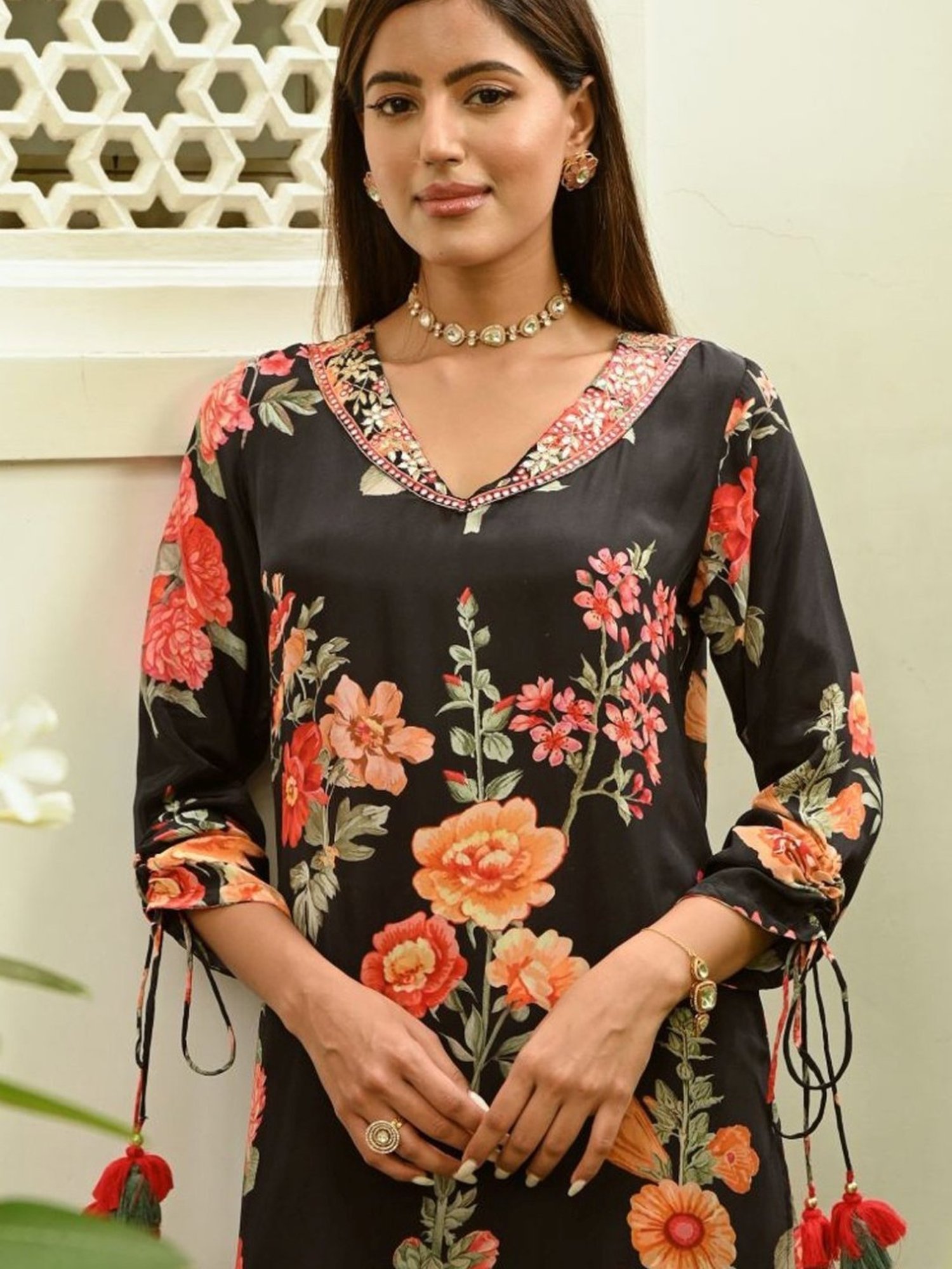 Mahee Jaipur Black Floral Print Kurta with Pant