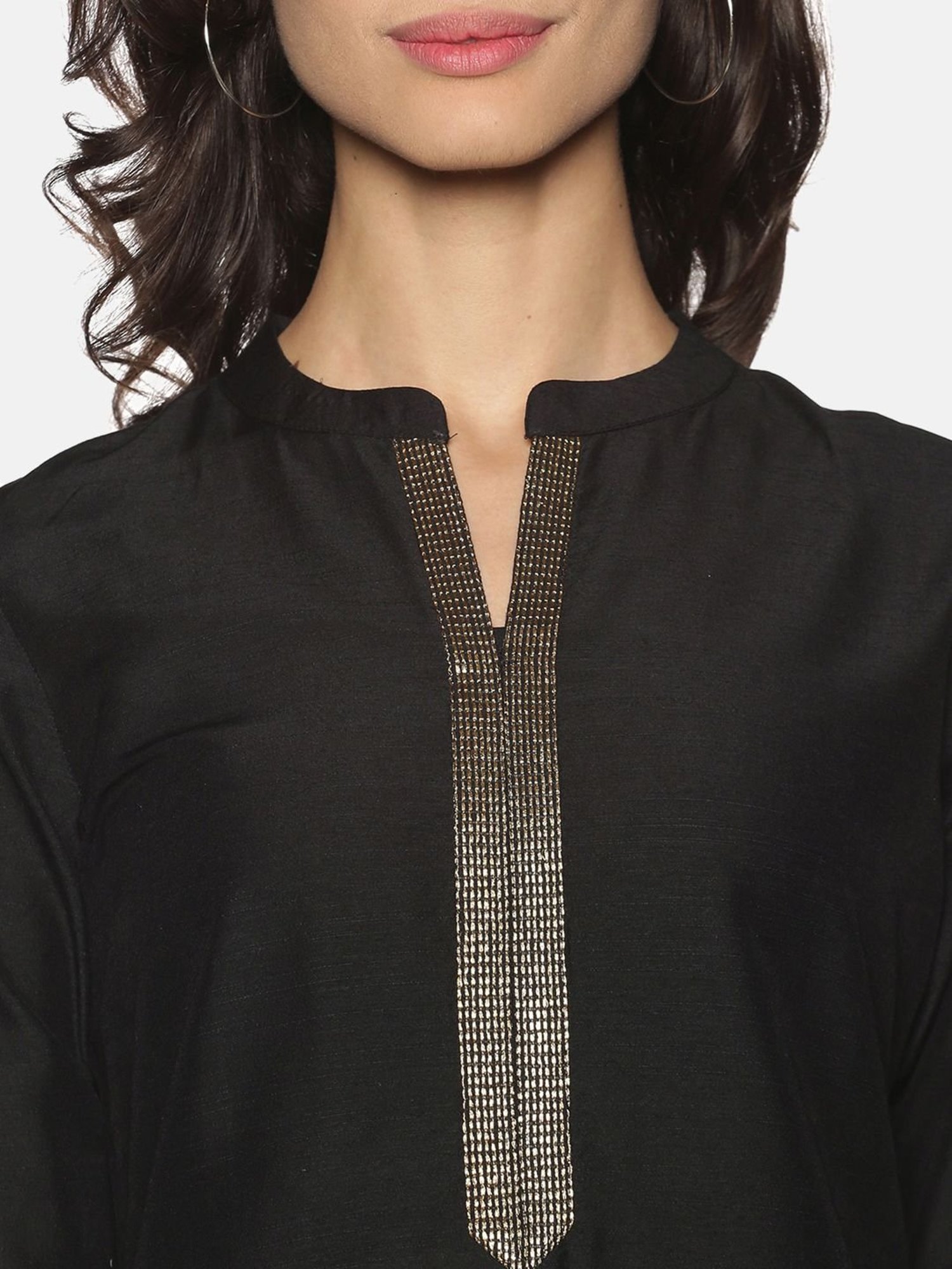 Saffron Threads Black Embroidered Straight Kurta