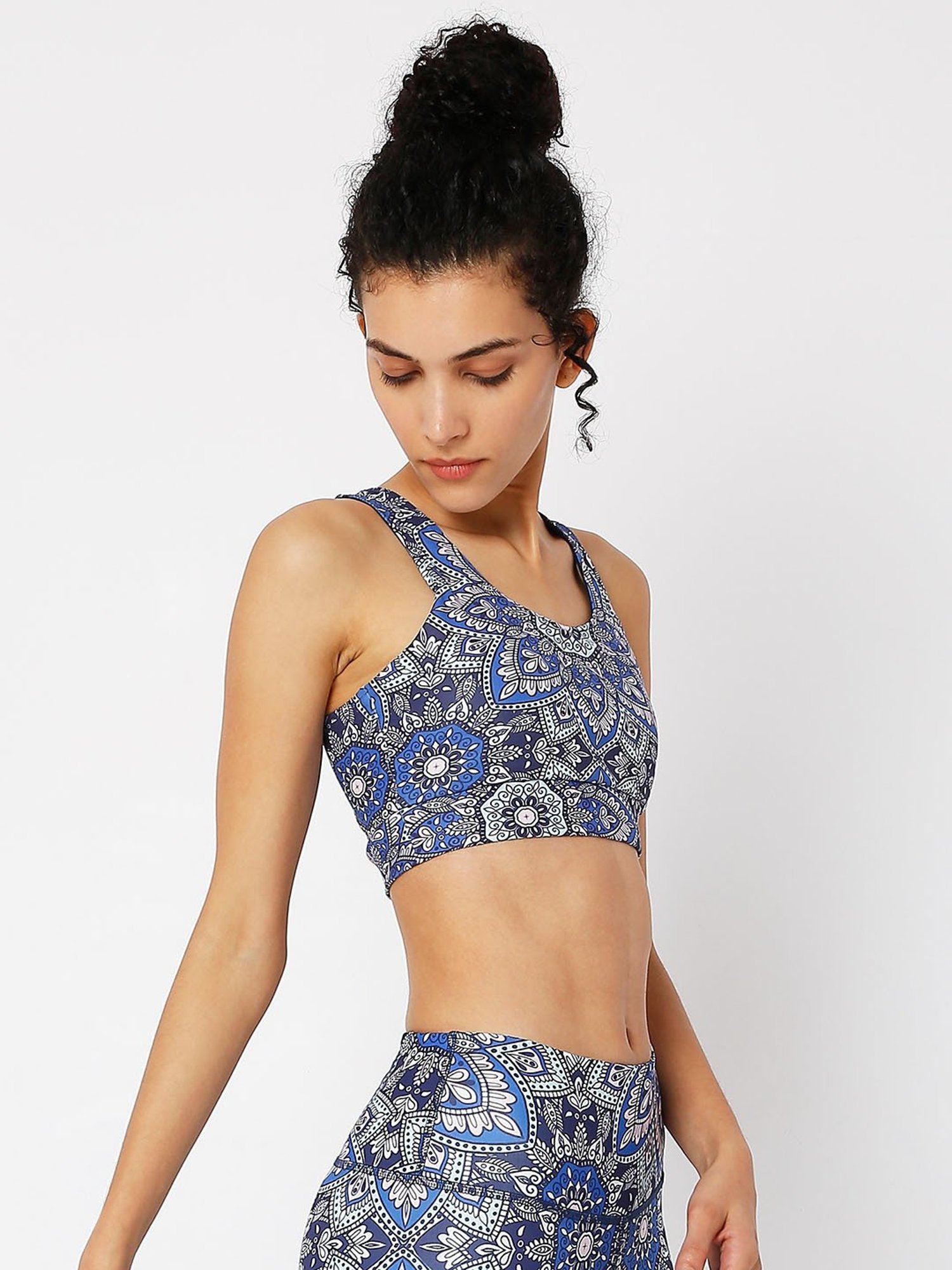SILVERTRAQ Blue Printed Crop Top
