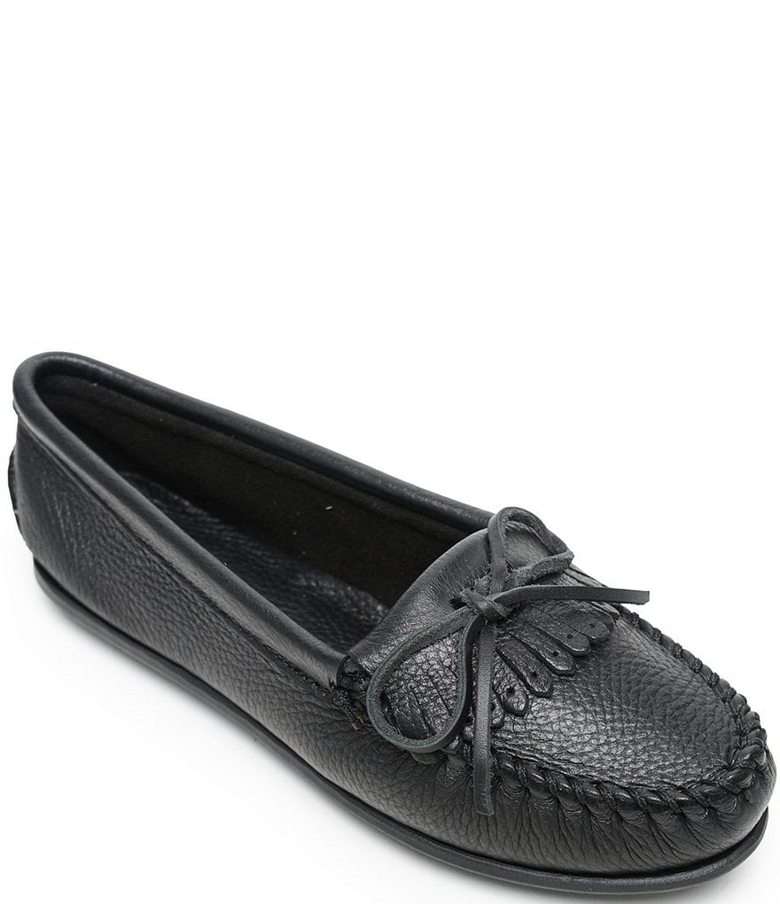 Minnetonka Deerskin Kilty Moccasins