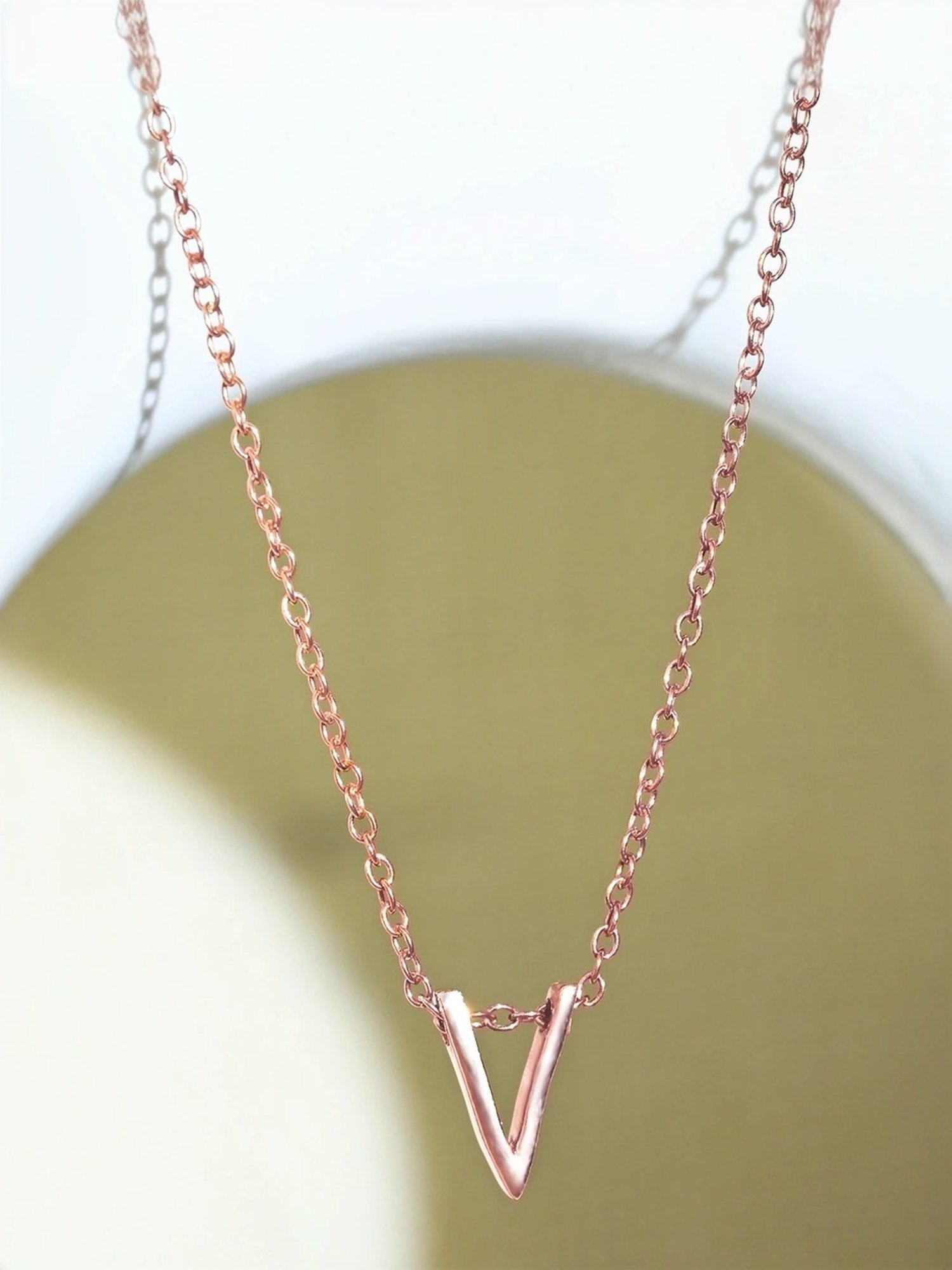 Touch925 Sterling Silver Vivid V Initial Rose Gold Chain Pendant