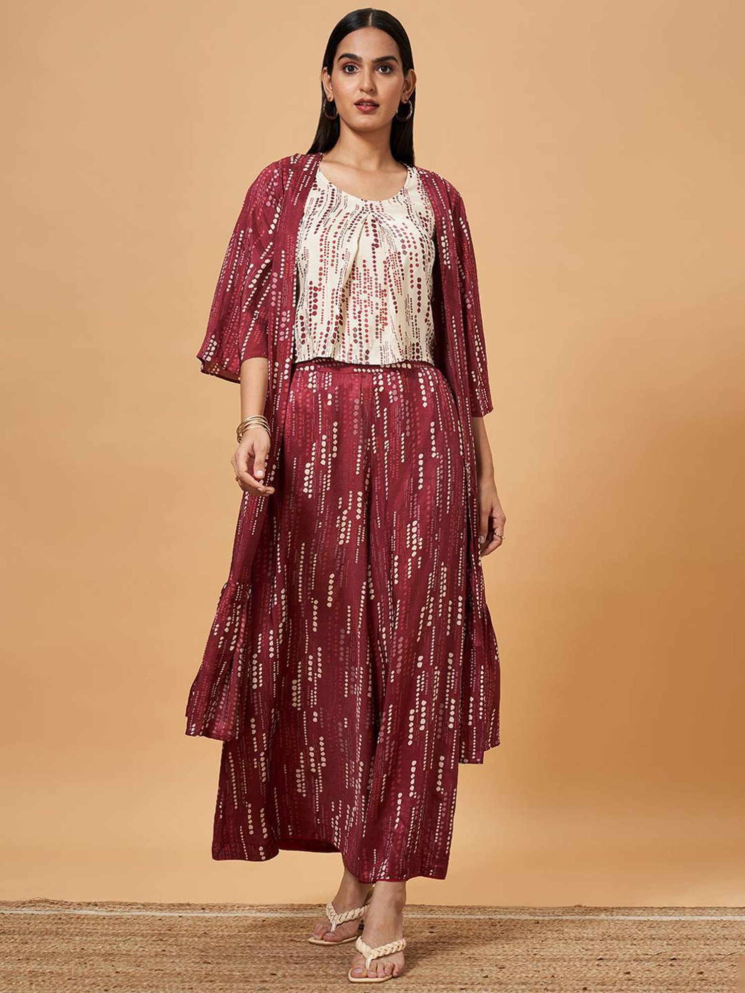 Marigold Lane Maroon Printed Shrug