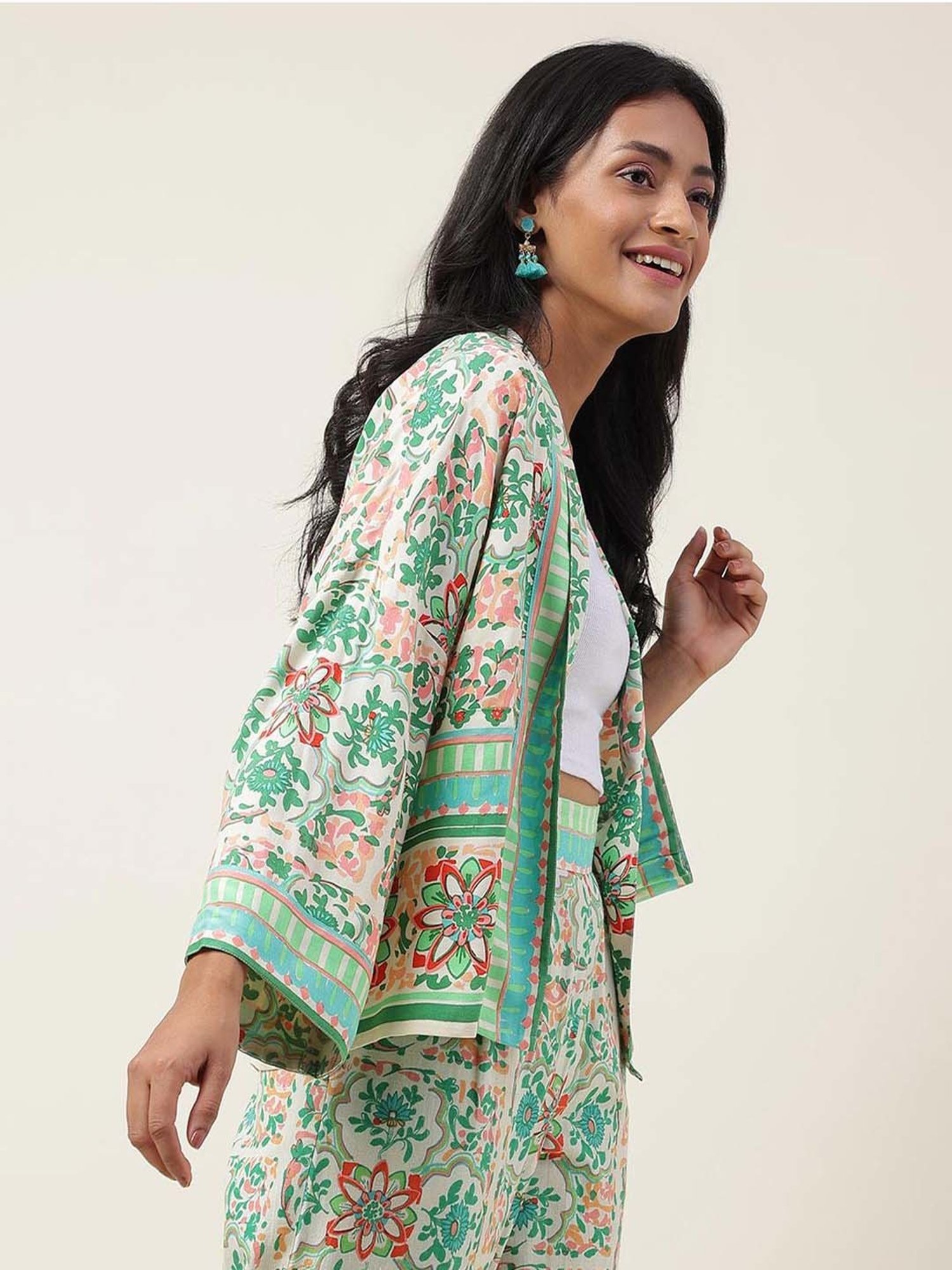 Fabindia Off-White & Green Printed Shrug