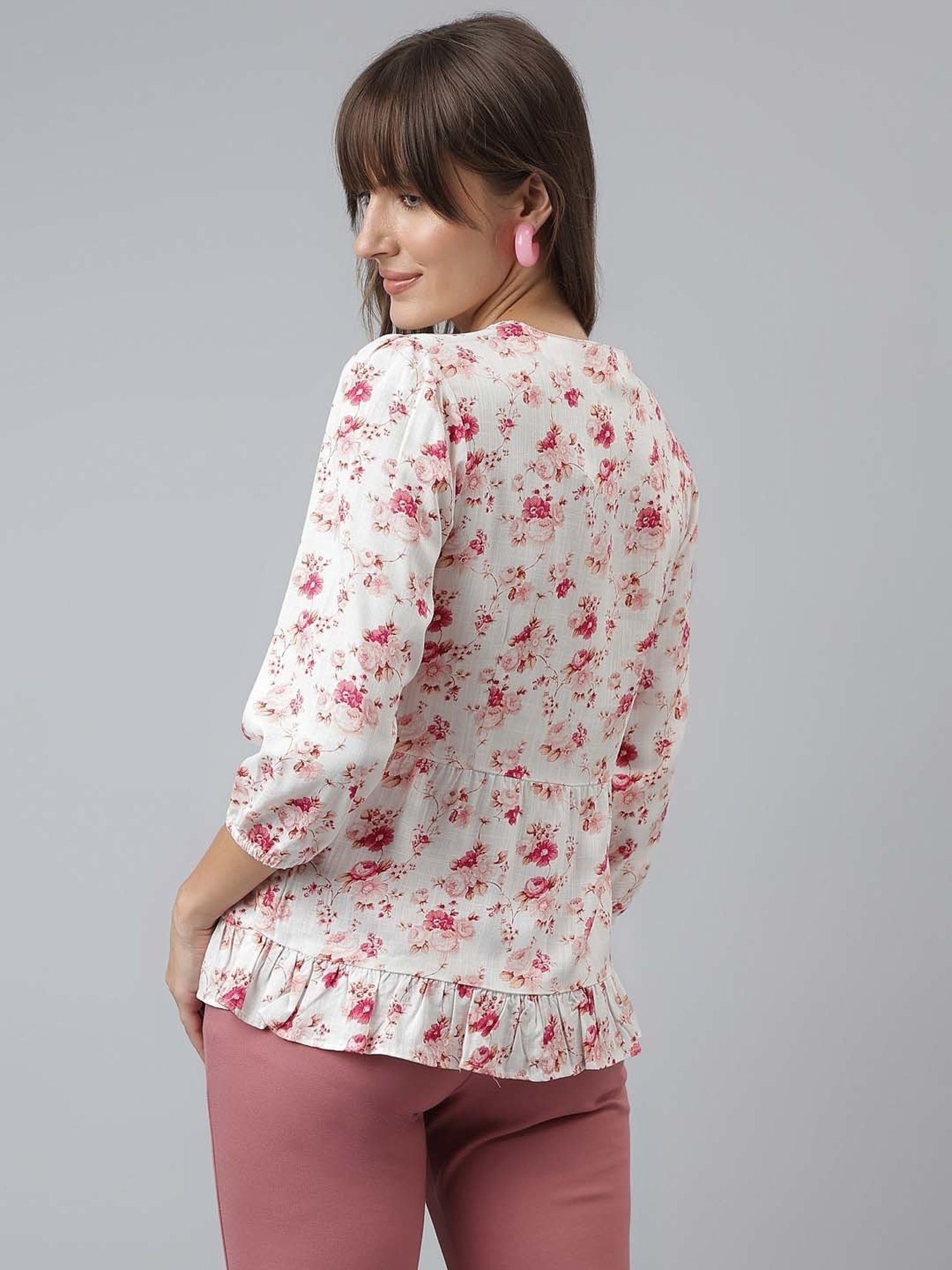 Latin Quarters Light Pink Floral Print Top