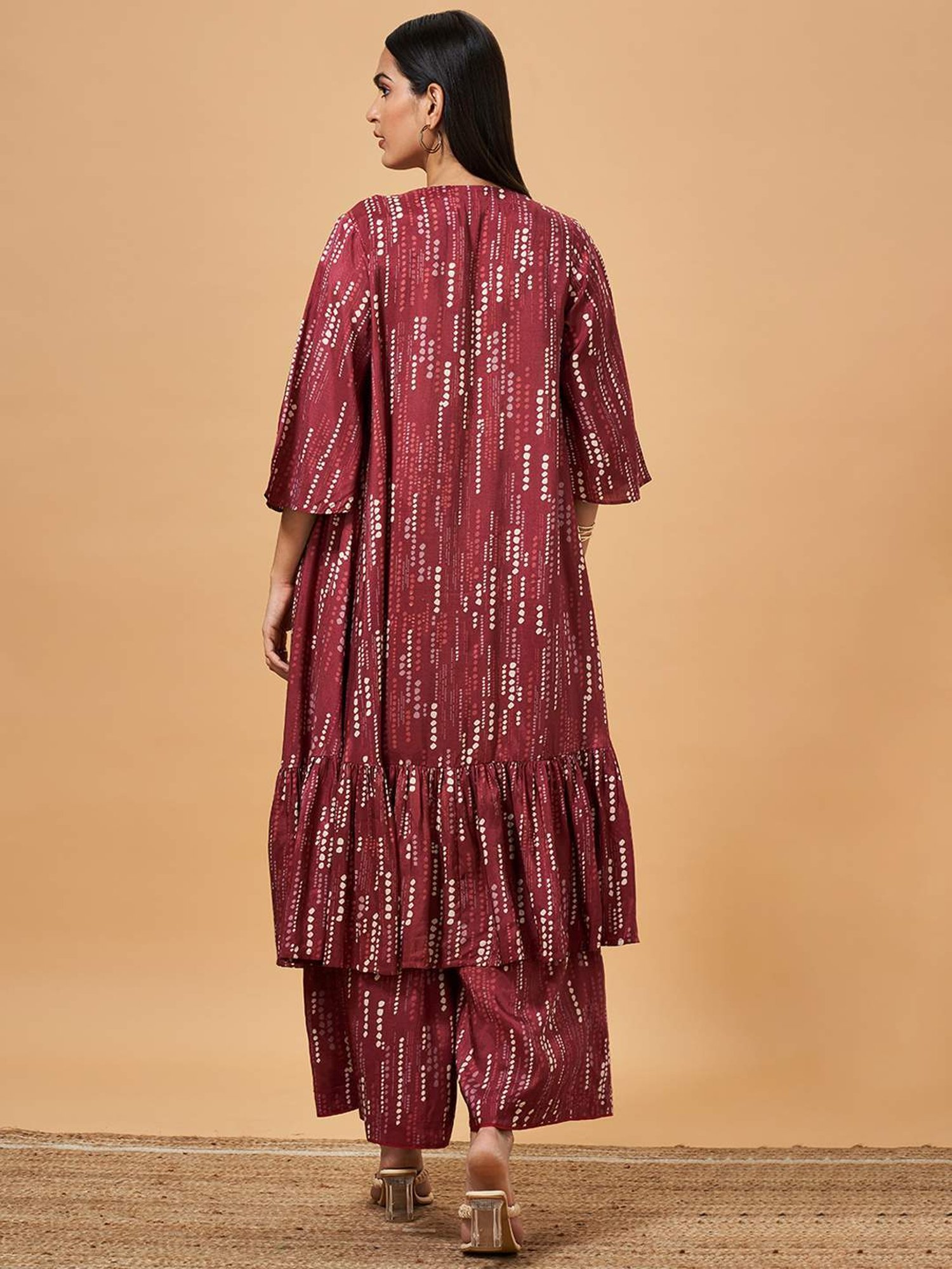 Marigold Lane Maroon Printed Shrug