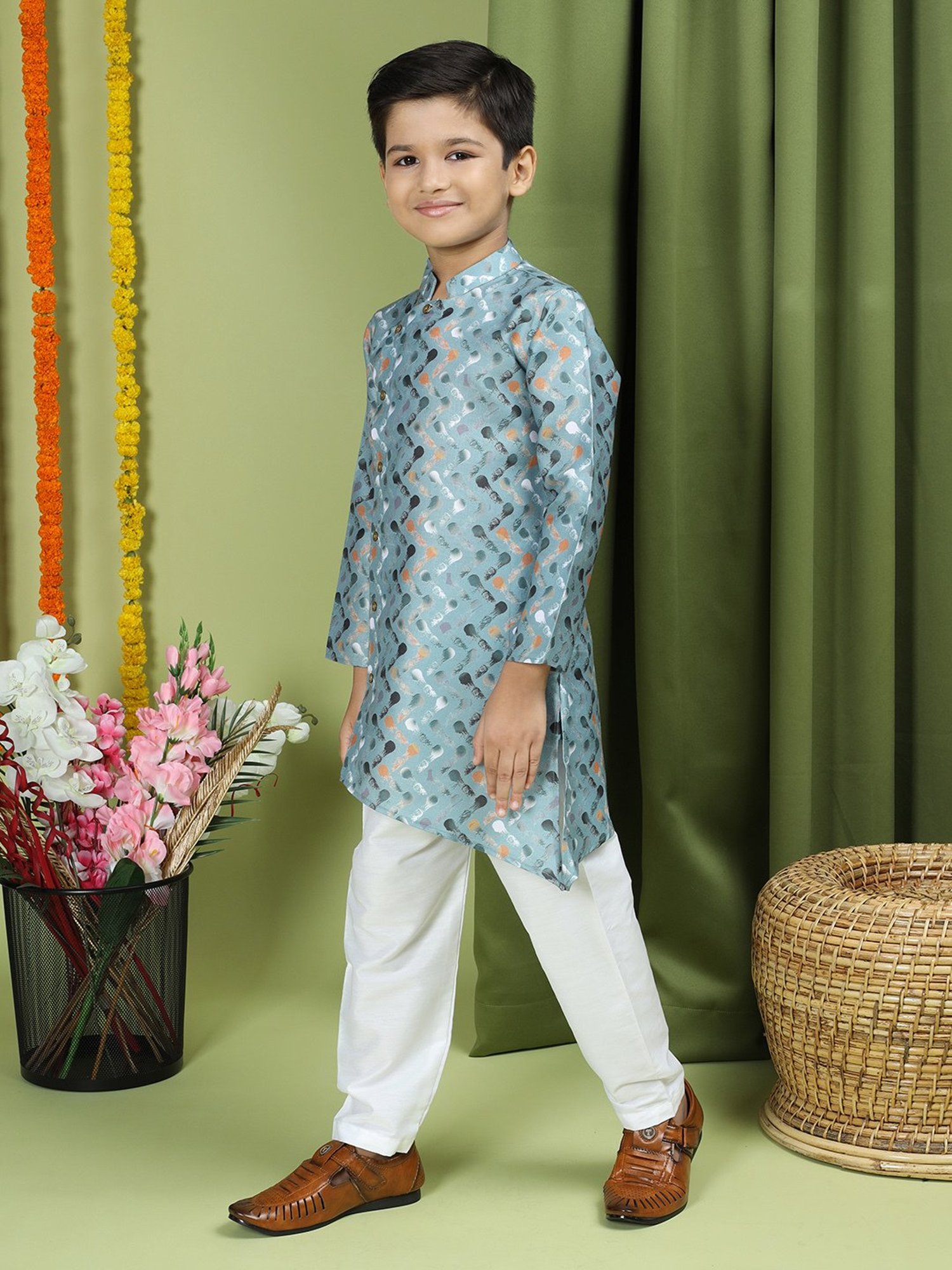 TABARD Kids Sage Green & White Printed Full Sleeves Kurta with Pyjamas