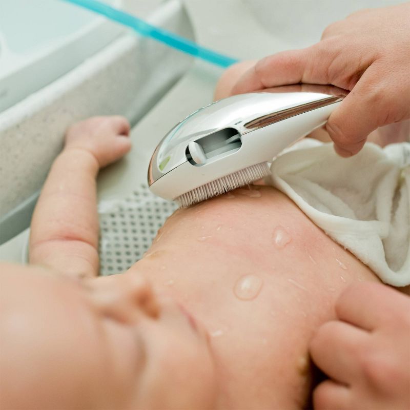 Pinkfong Baby Shark Inflatable Safety Bathtub