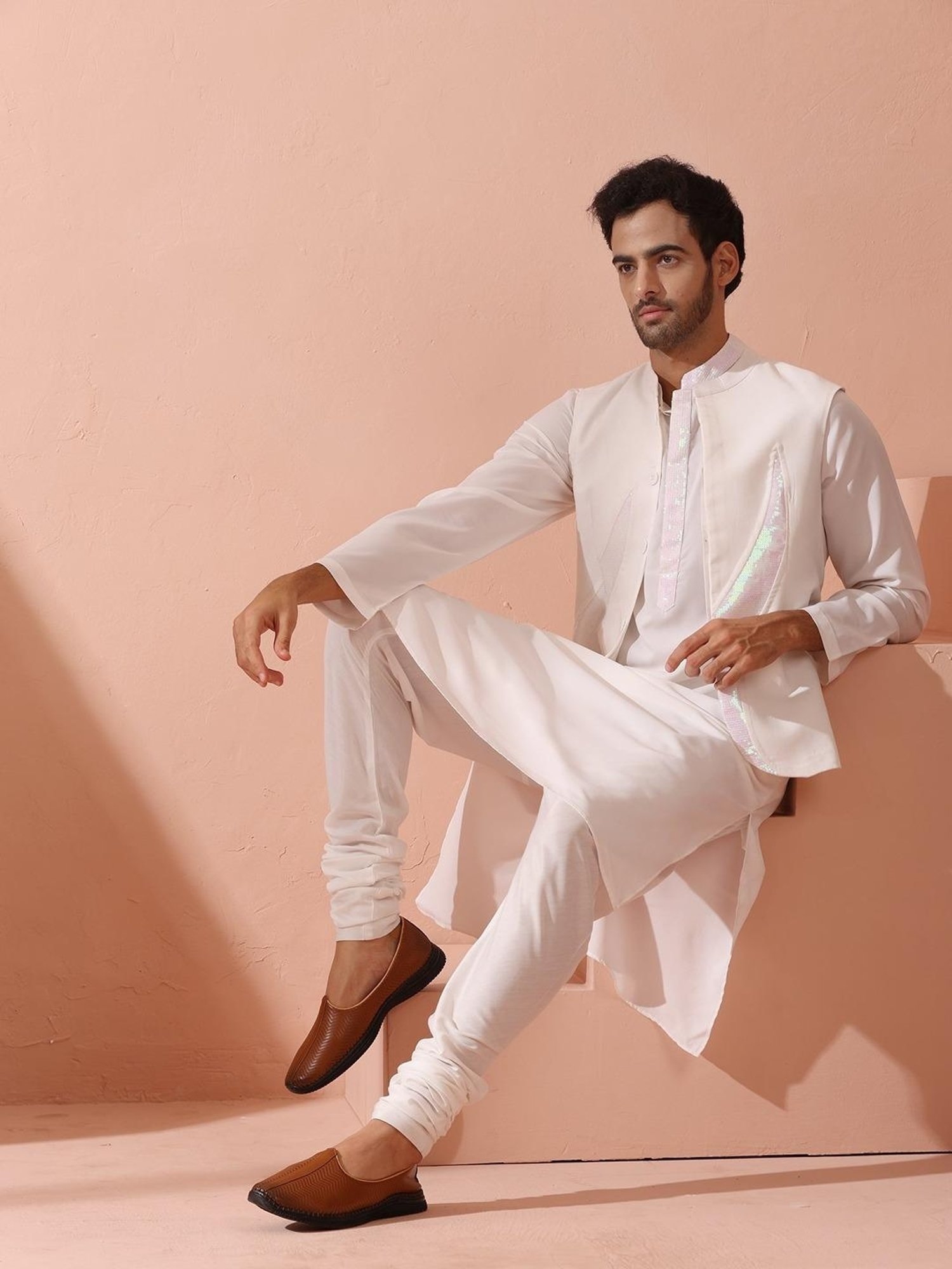 Swtantra White Regular Fit Embellished Nehru Jacket