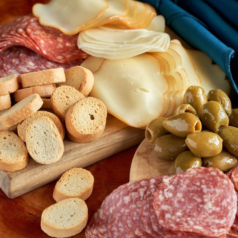 Oberto Charcuterie Platter with Olives - 12.3oz