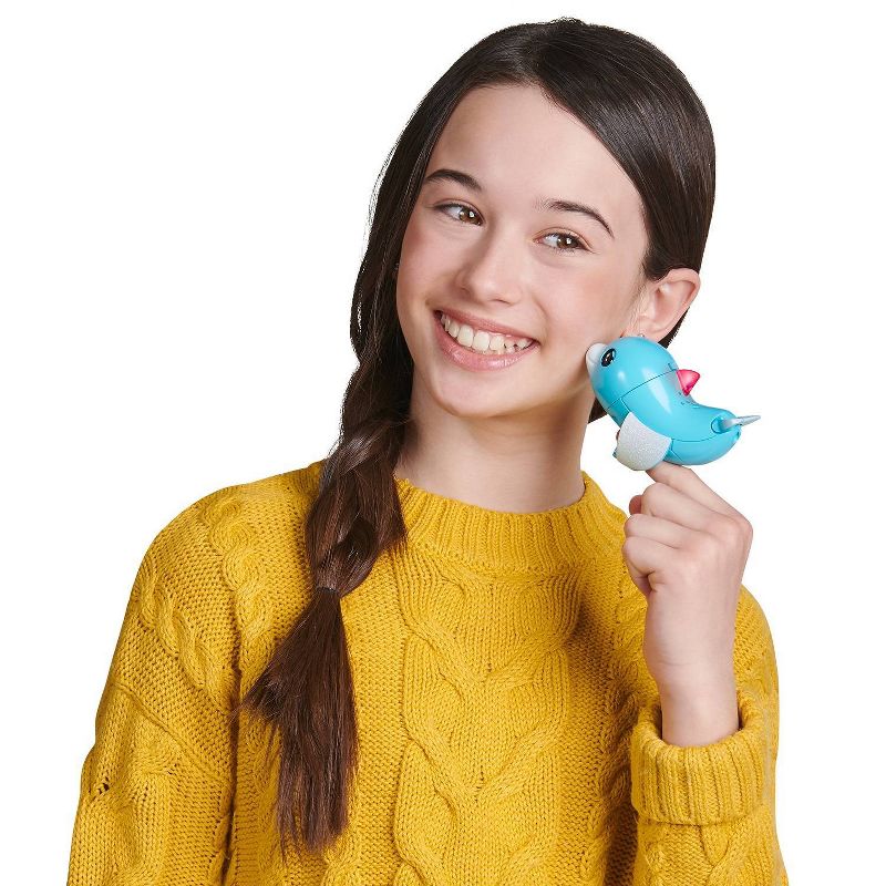 Fingerlings Baby Light-up Dolphin - Blues (Blue) - Interactive Toy