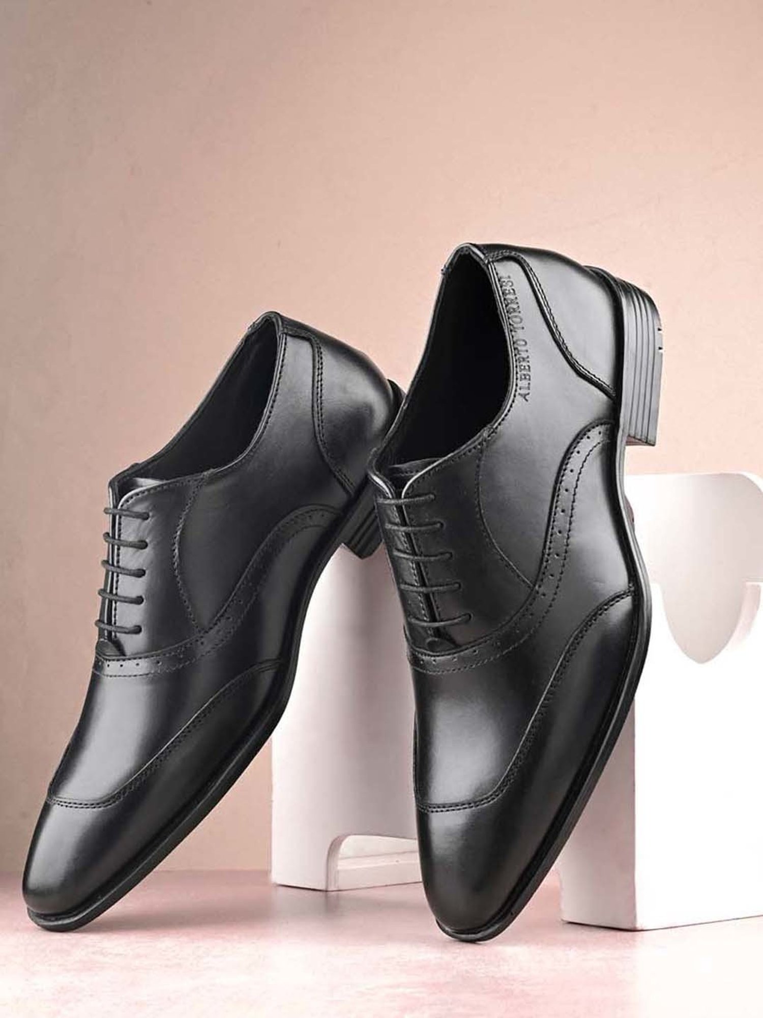 Alberto Torresi Men's Black Oxford Shoes