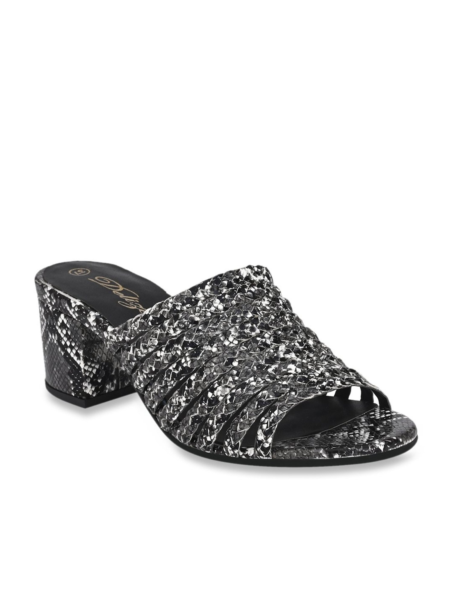 Delize Women's Black Casual Sandal