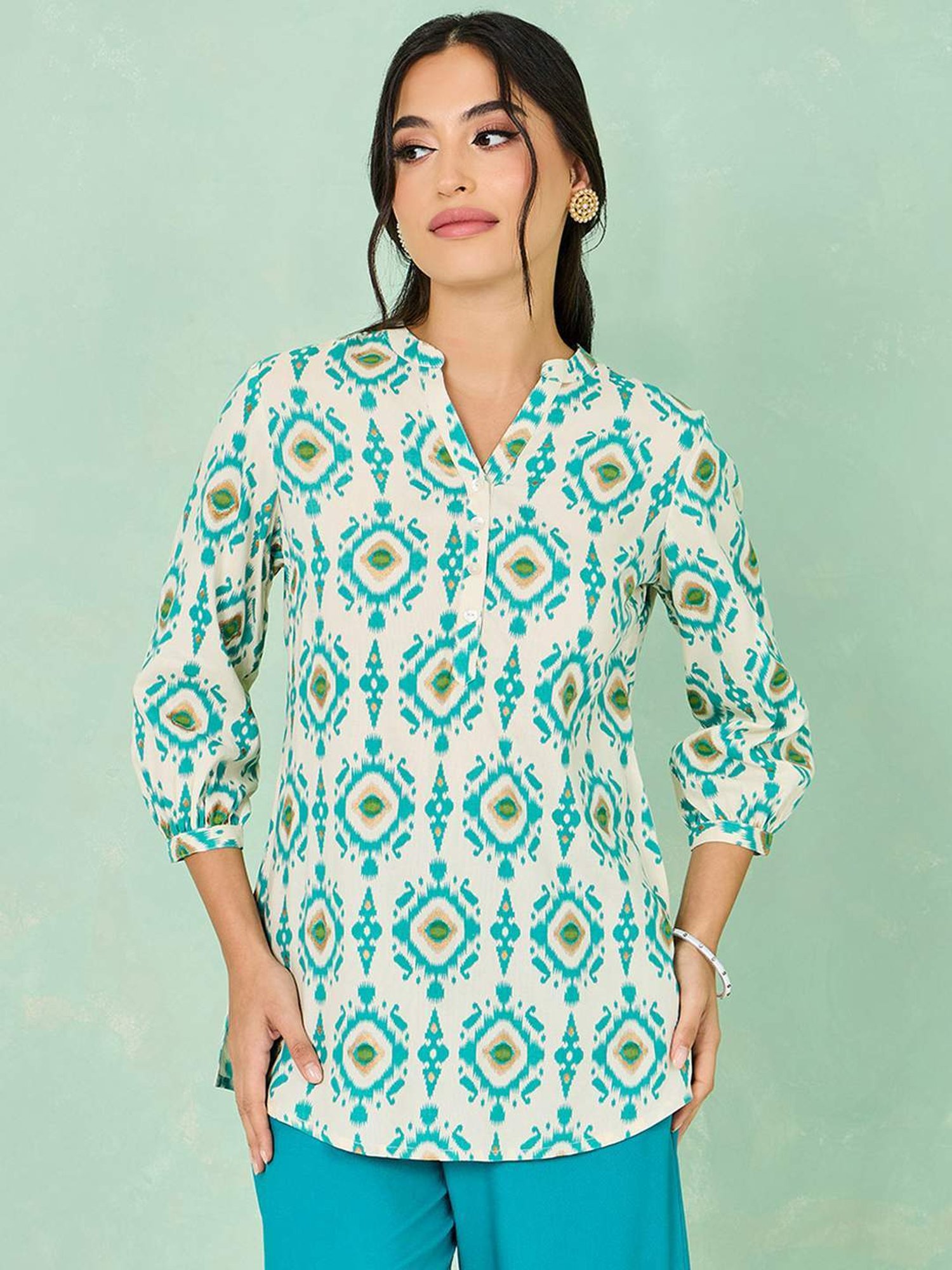 Styli Off-White & Blue Printed Tunic
