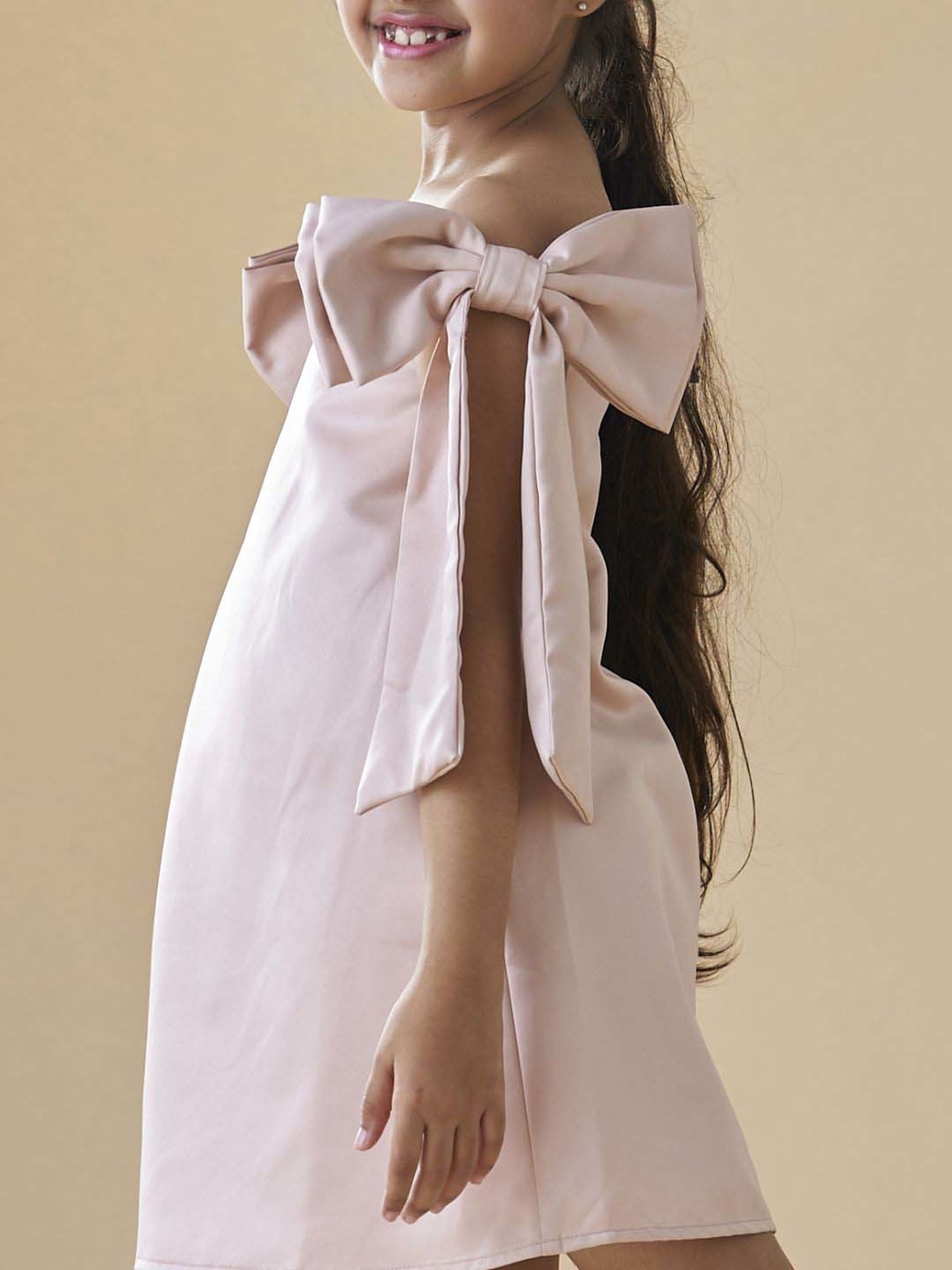 KidsDew Girls Beige Solid Casual Dresses