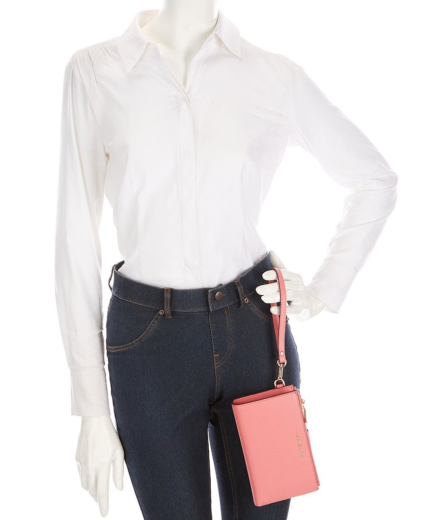 HOBO Link Leather Zip Wristlet