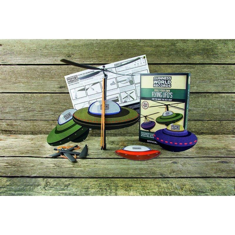 Paladone Products Ltd. Guinness World Records BYO Flying UFO