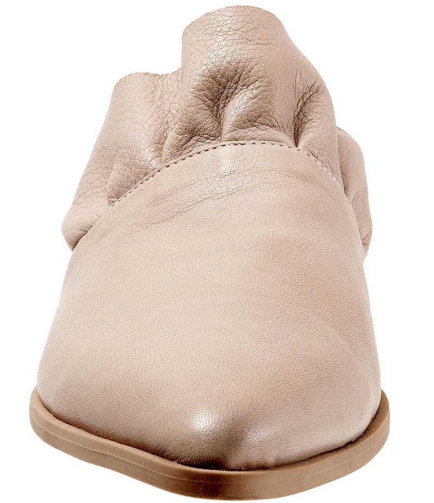 Bueno Burcu Leather Ruffle Slip-On Loafers