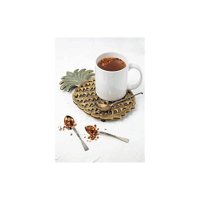 Iron Pineapple Trivet - Decorative Iron Trivet For Kitchen Or Dining Table - Vintage, Rustic Design - Protect your Countertop from Hot Dishes - With Rubber Pegs/Feet - Recycled Metal