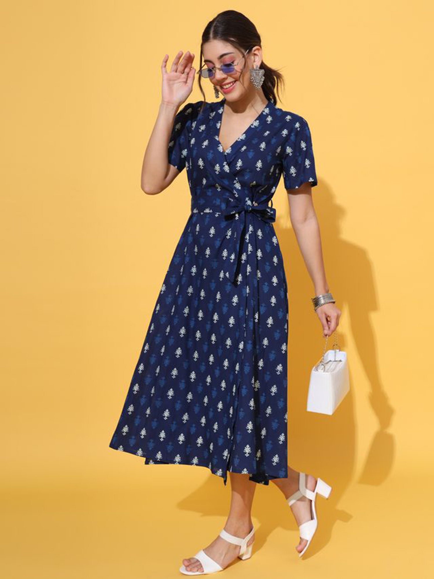 DECKEDUP Navy Printed Midi Dress