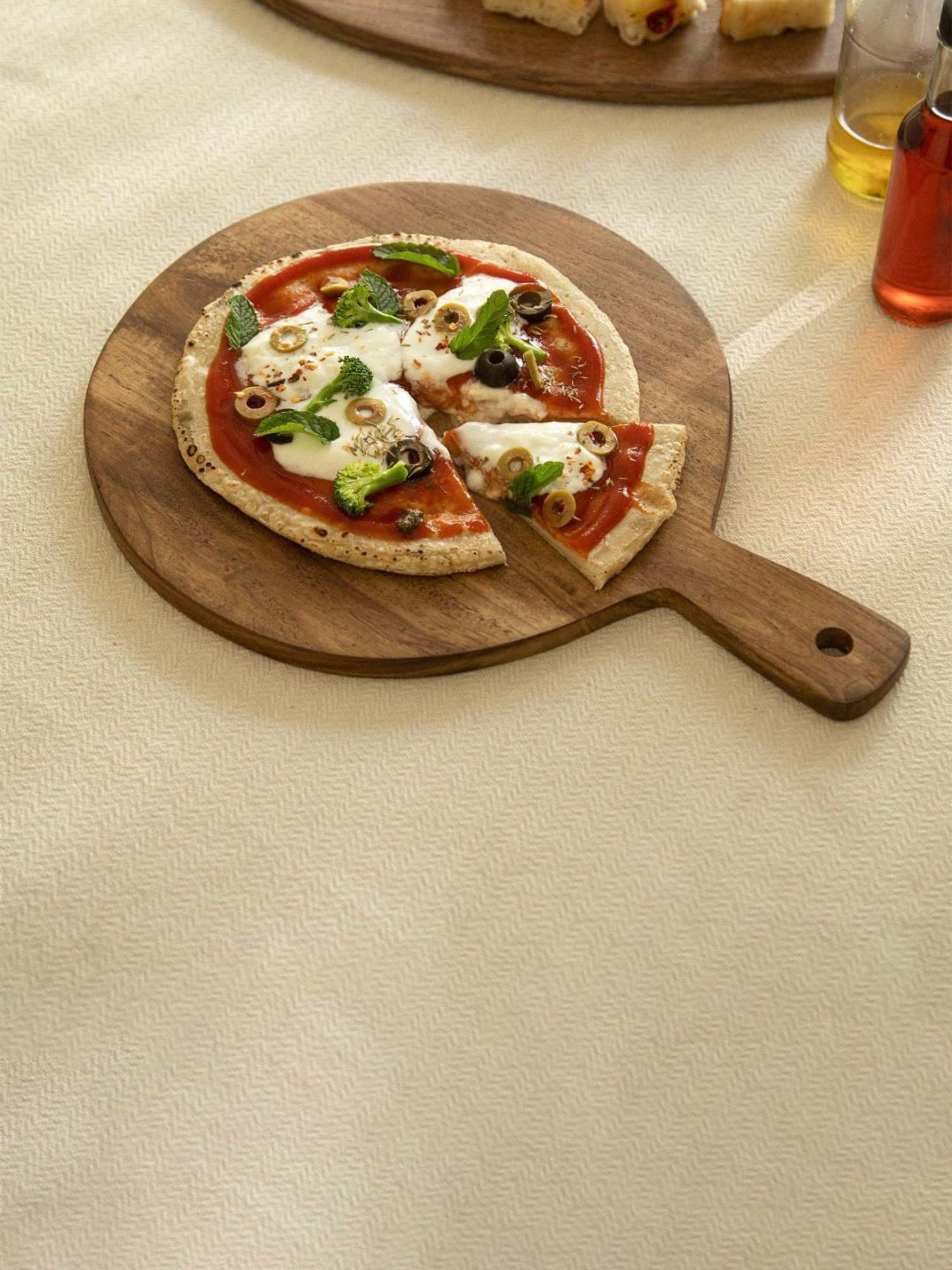 Ellementry Laimai Natural Sheesham Wood Large Chopping Board