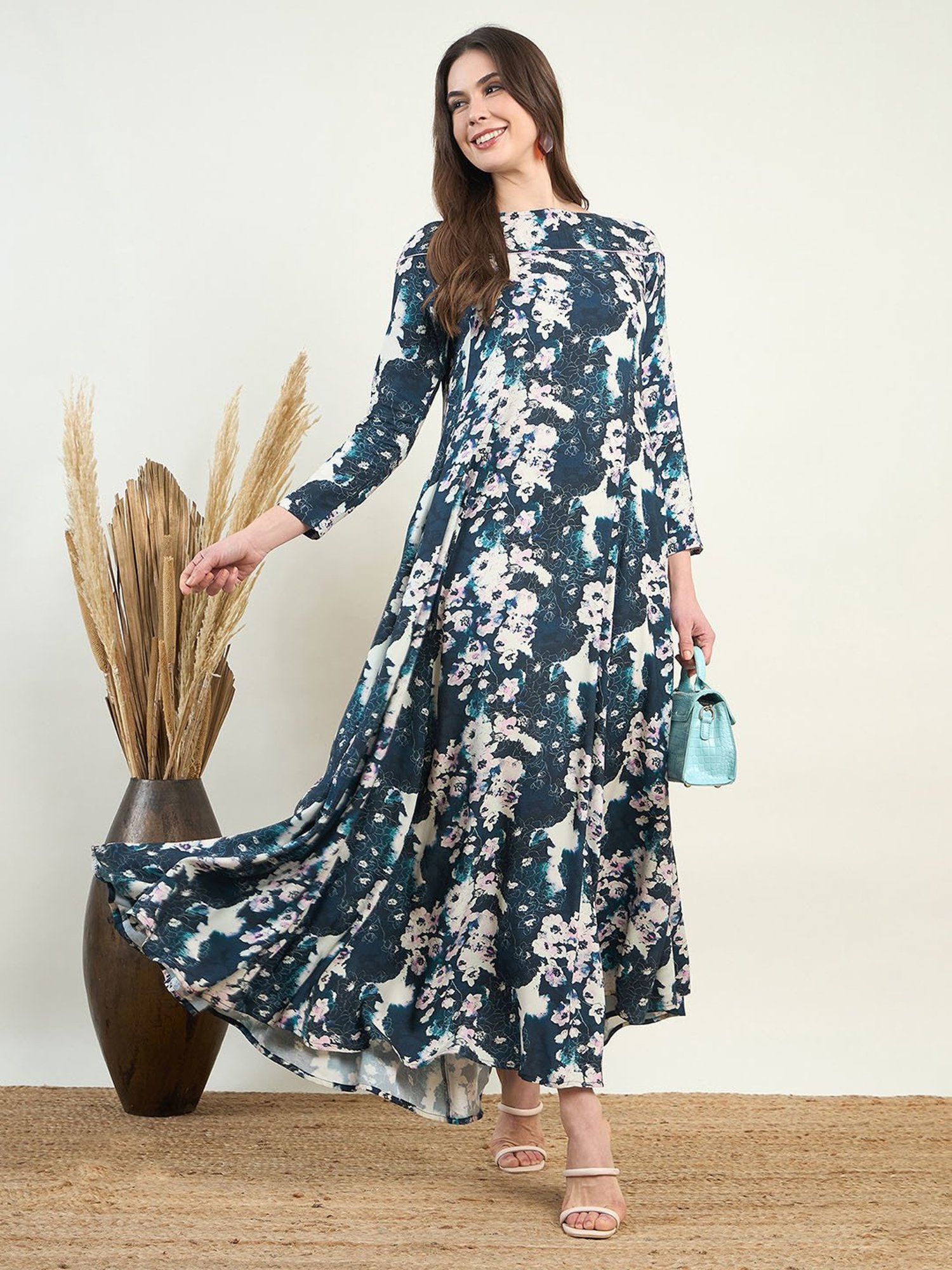 The Kaftan Company Blue Floral Print Maxi Dress