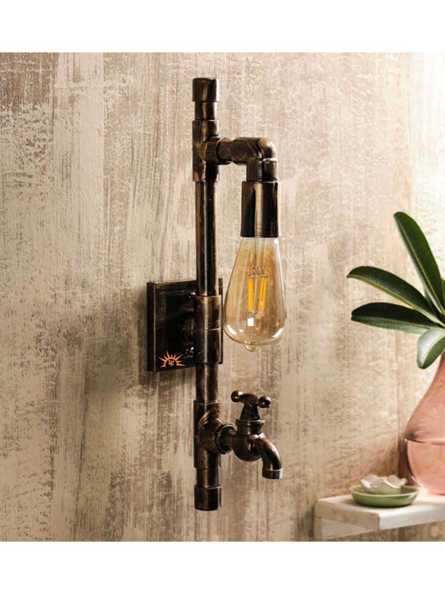 DecorativeRay Antique Gold PVC Wall Light - Set of 1