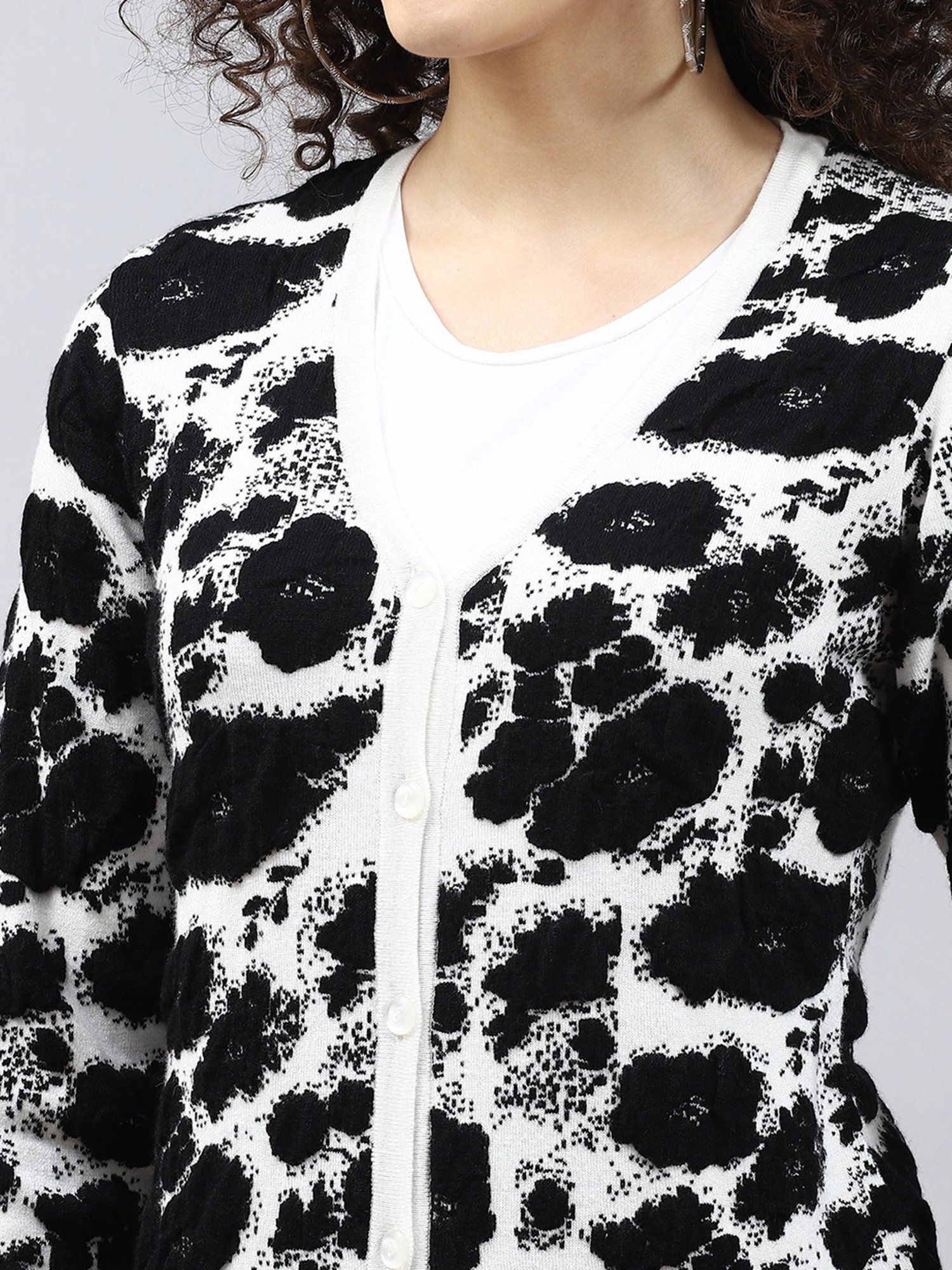Monte Carlo White & Black Printed Cardigan