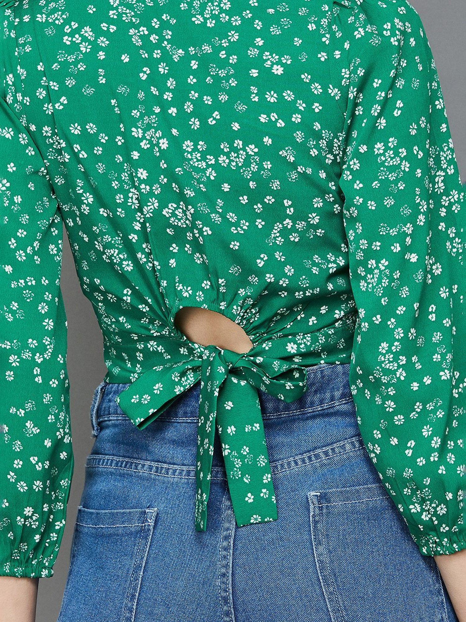 Ginger by Lifestyle Green Floral Print Crop Top