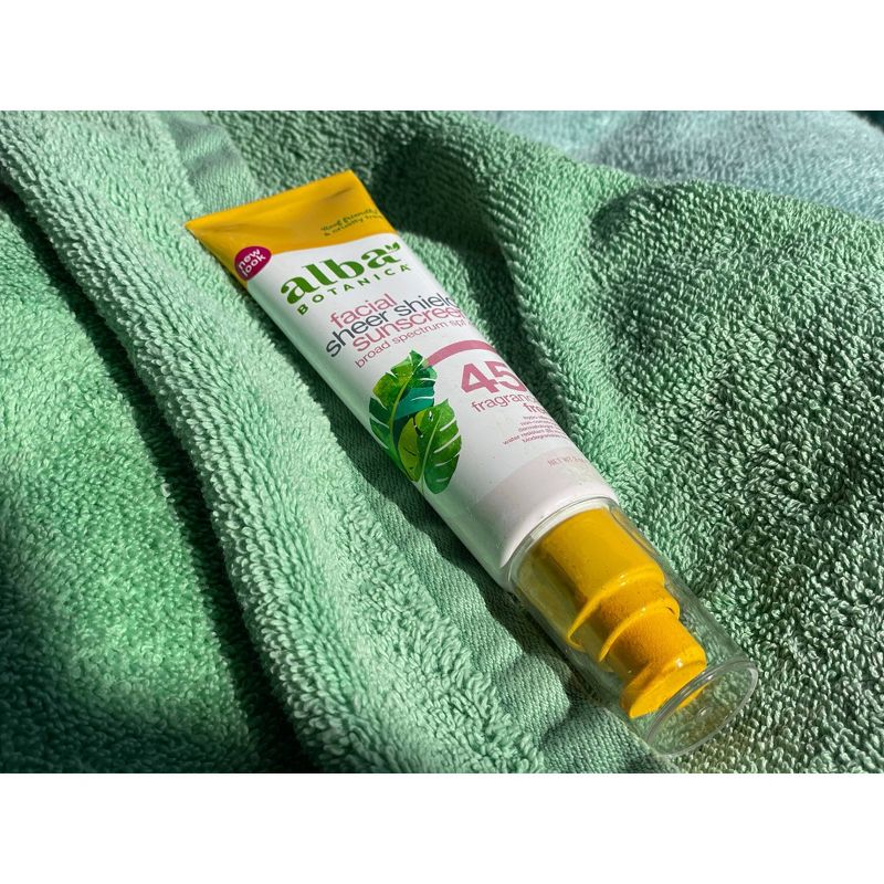 Alba Botanica Sheer Shield Facial Sunscreen - SPF 45 - 2oz