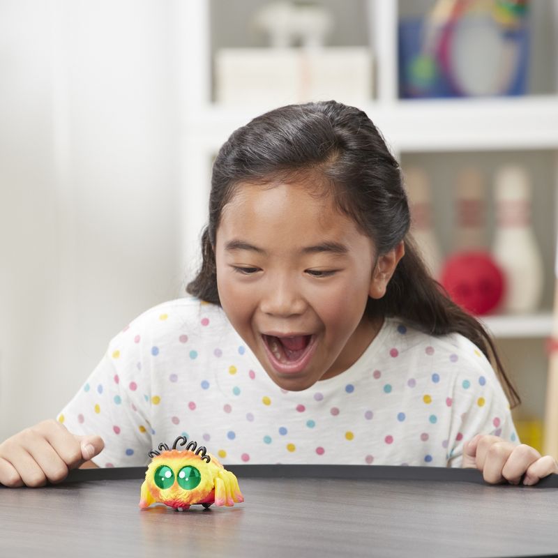 Yellies! Peeks - Voice-Activated Spider Pet