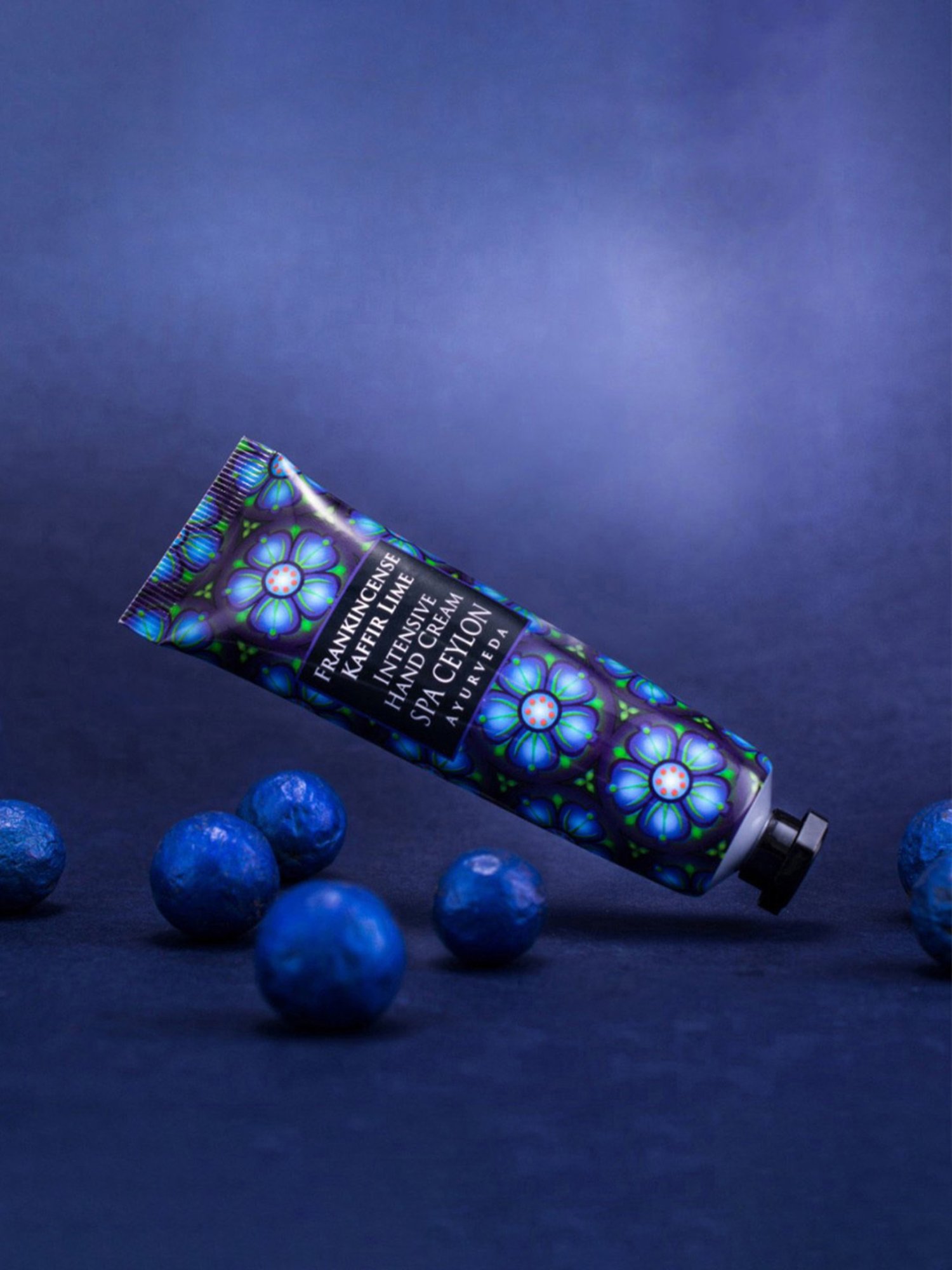 Studiowest by Westside New City Bora Bora Hand Cream - 30 gm