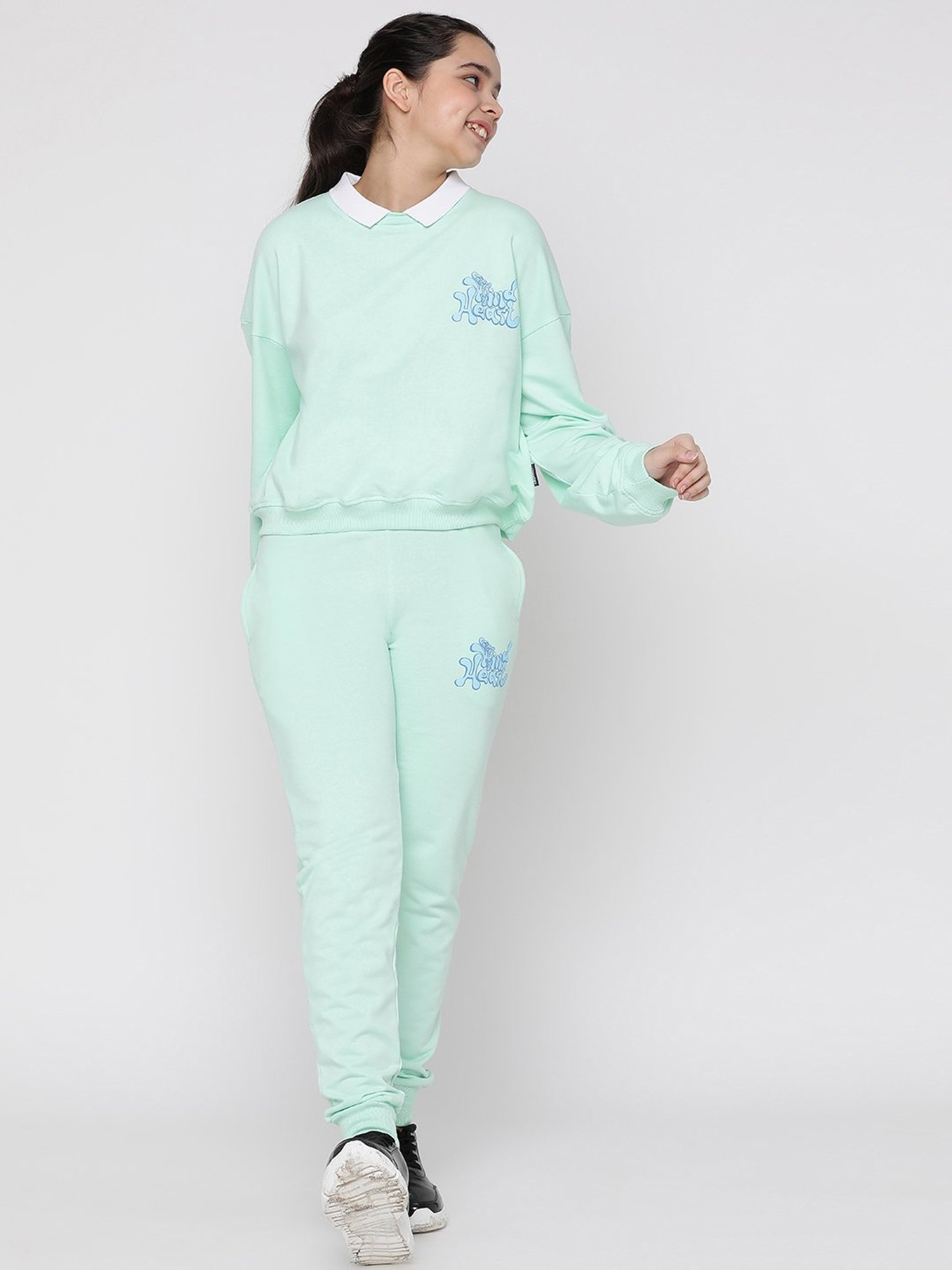 Lil Tomatoes Kids Light Green Graphic Print Full Sleeves T-Shirt with Pants