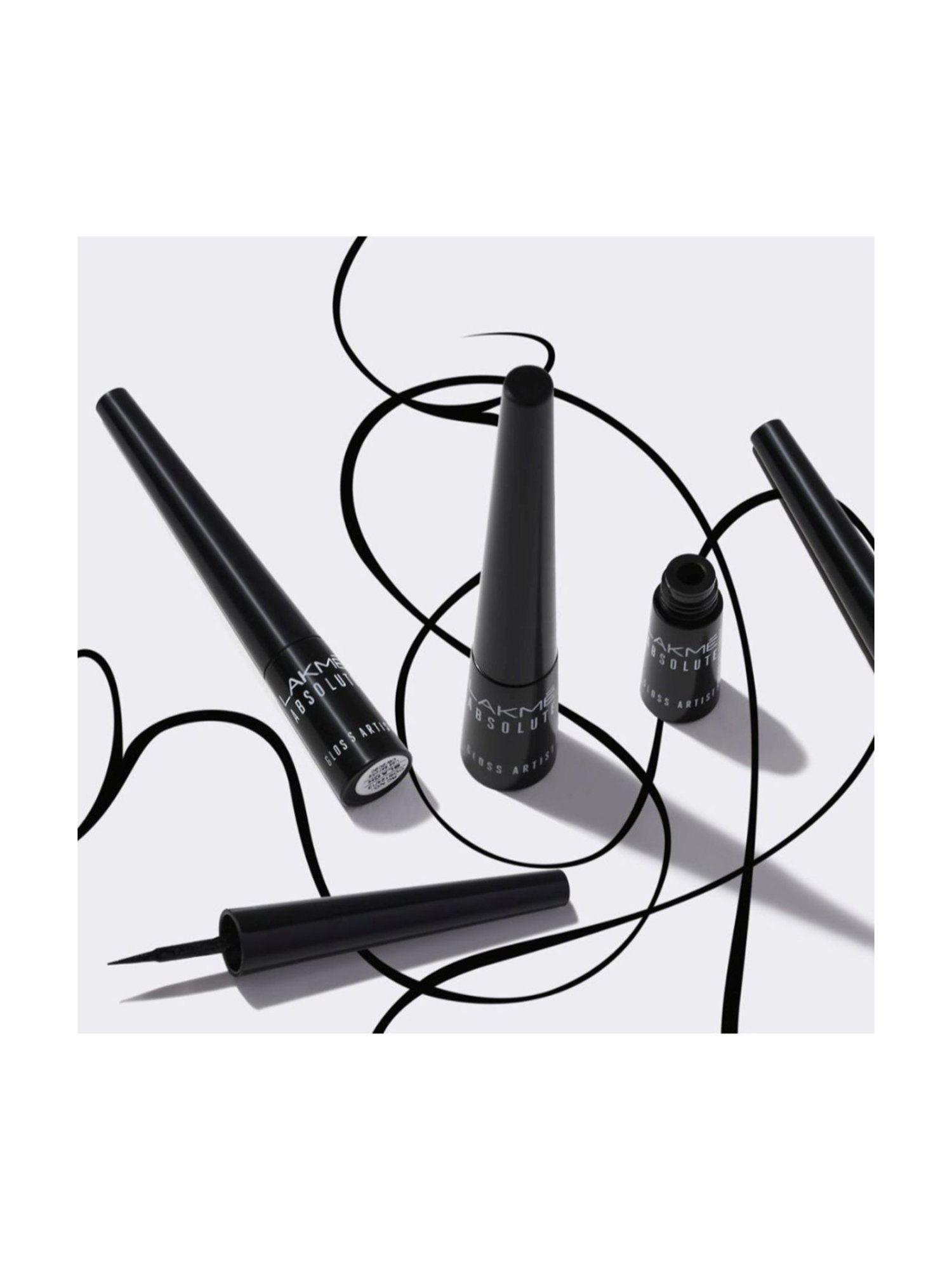 Lakme Absolute Gloss Artist Eyeliner Black 2.5 ml