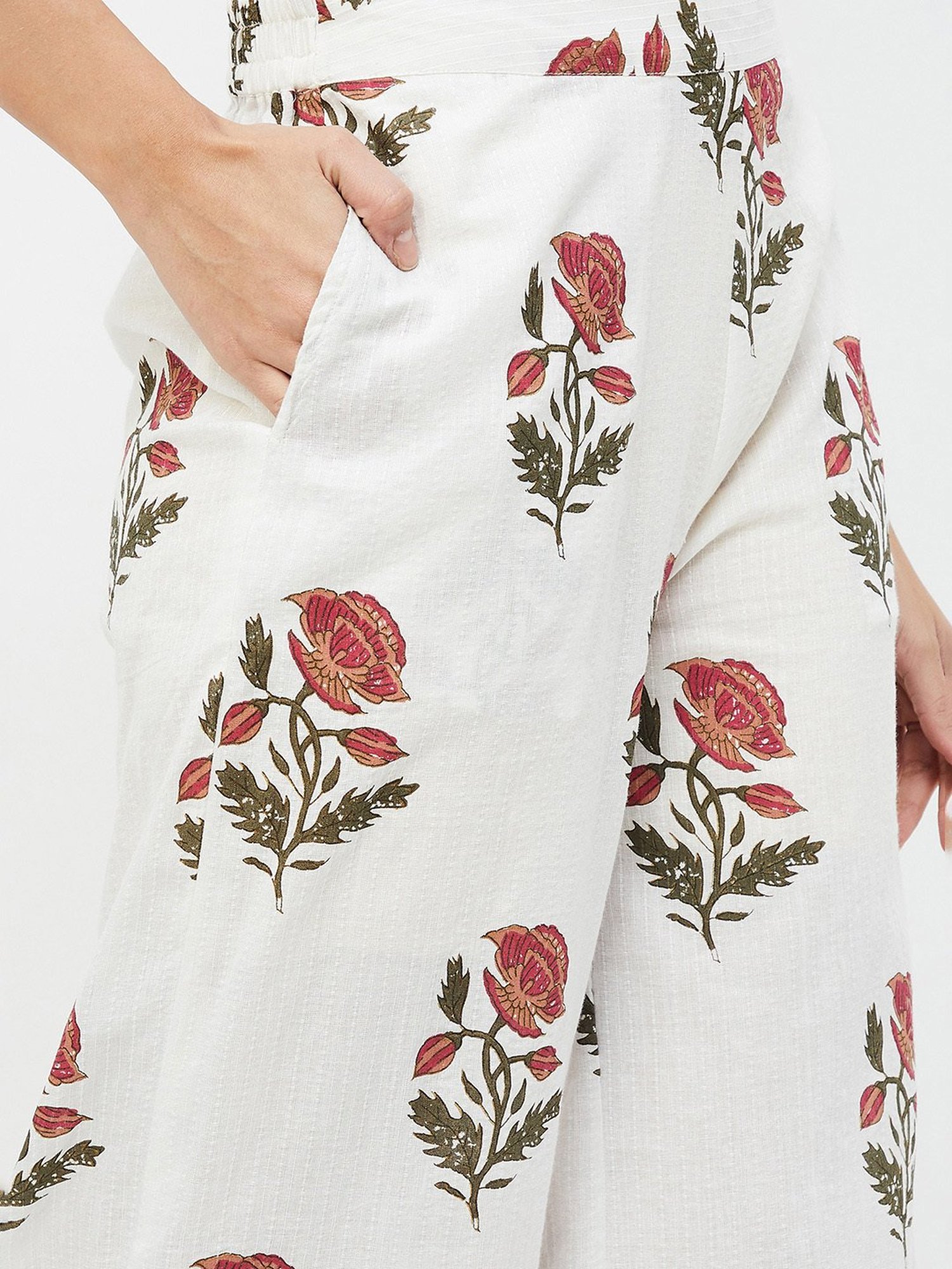 Melange by Lifestyle Off White Floral Print Kurta With Palazzos