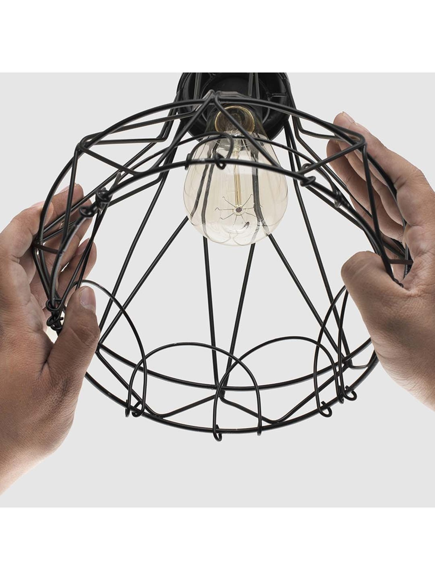 Homesake 3-Lights Round Cluster Black Metal Diamond Pendant Light - Set of 1 (Bulb not included)