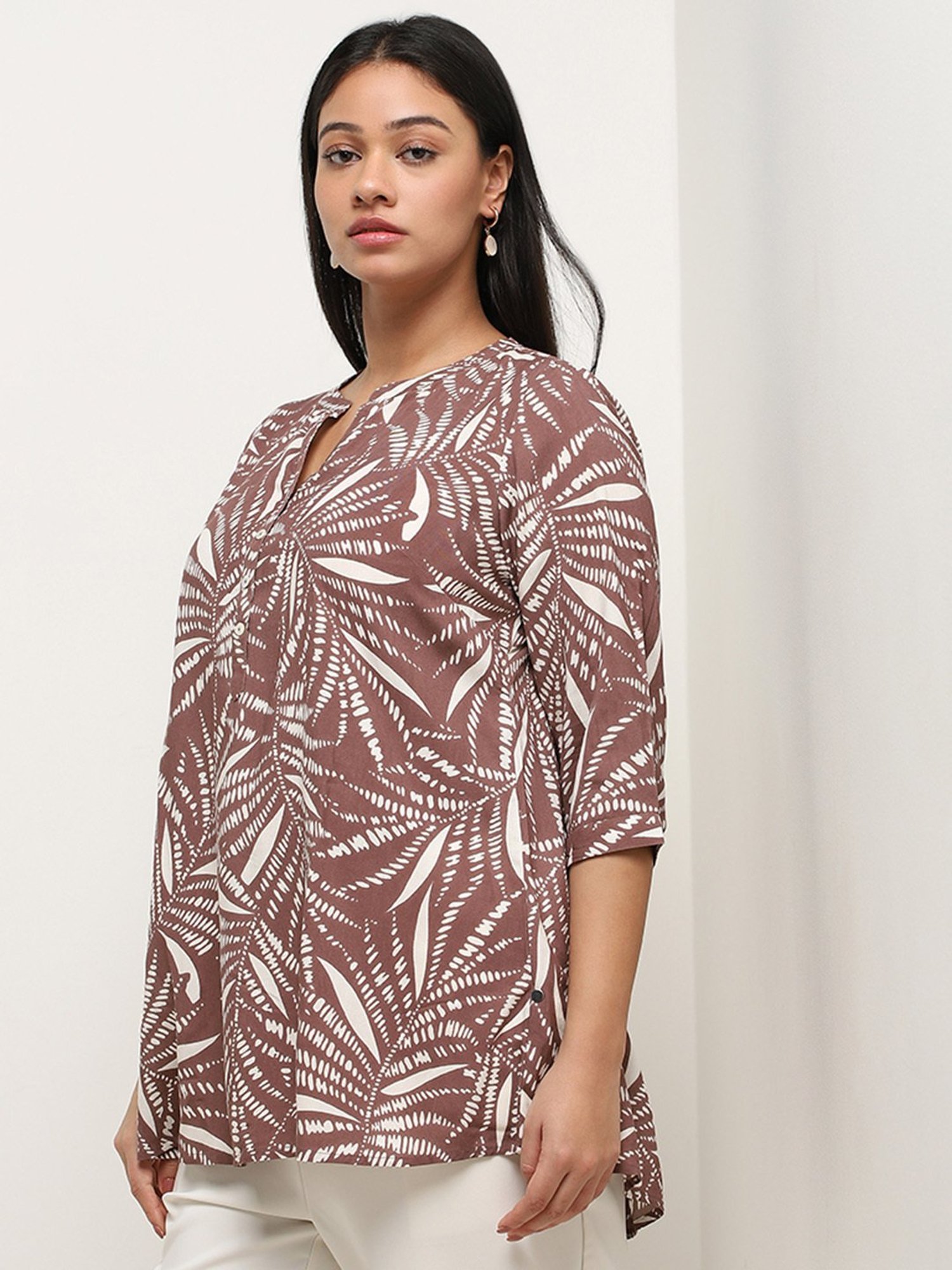 Diza by Westside Brown Leaf Printed Straight Kurti