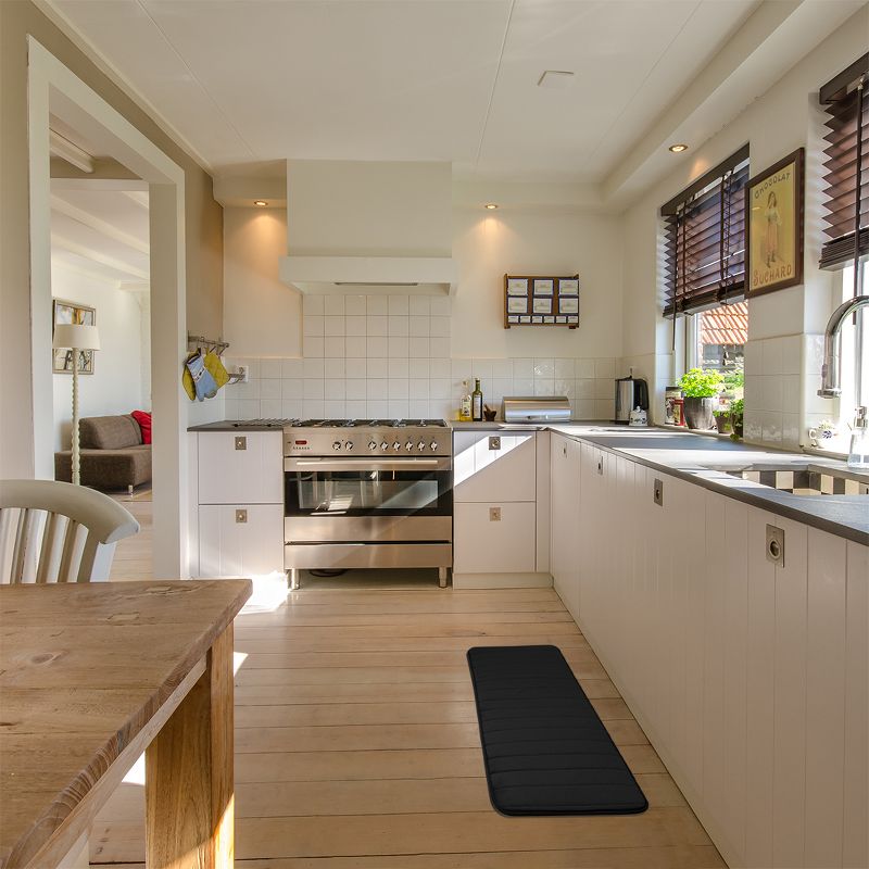 1'2"x2'4" Oval Floor Mat Brown - JumpSport