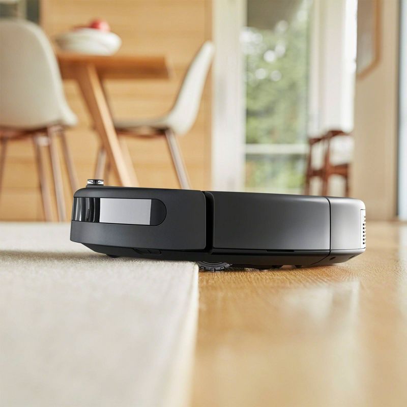 iRobot Roomba 675 Wi-Fi Connected Robot Vacuum