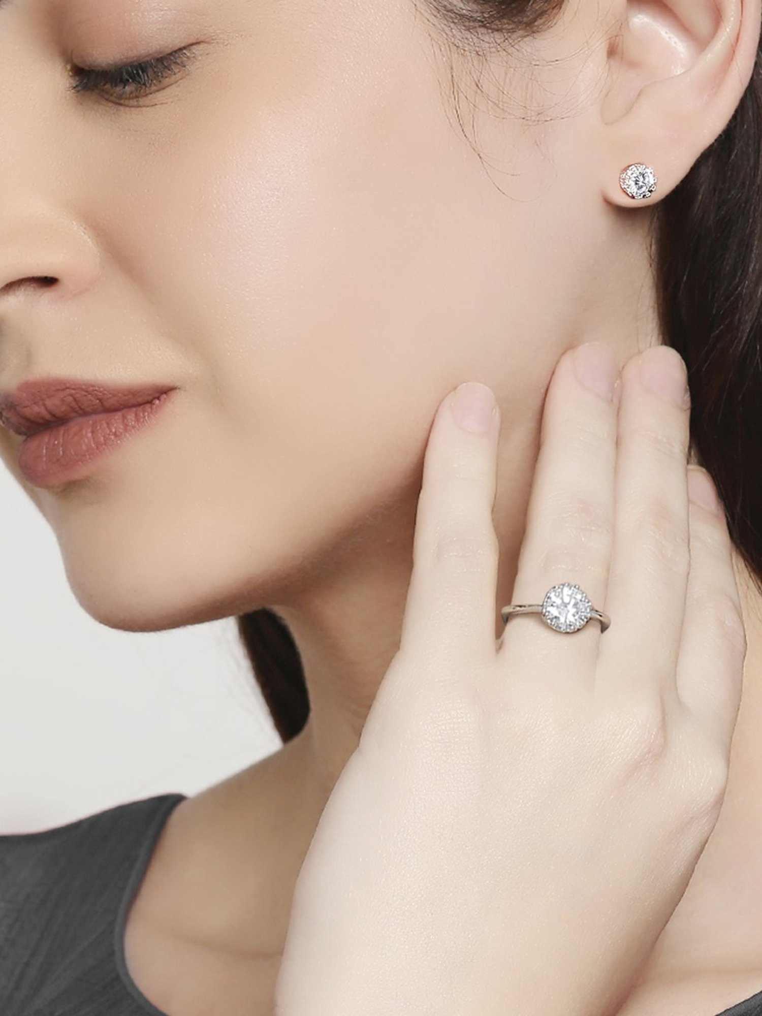 OOMPH Crown Design Cubic Zirconia Earrings & Ring Set