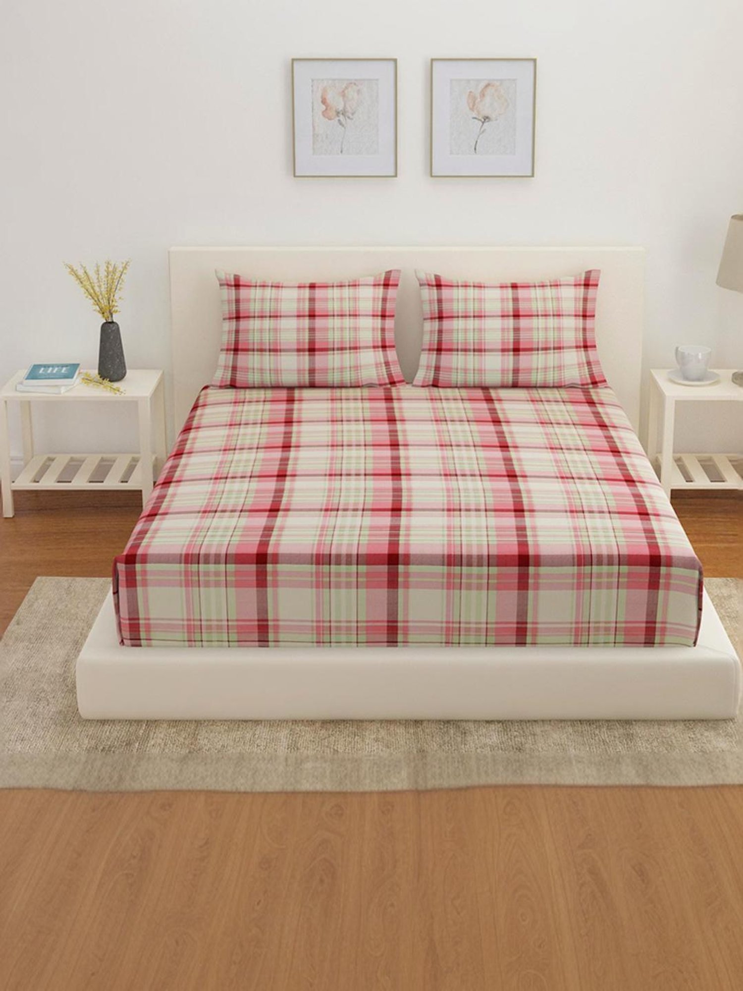 @Home Arias Pink 300 TC Cotton King Bedsheet with 2 Pillow Covers