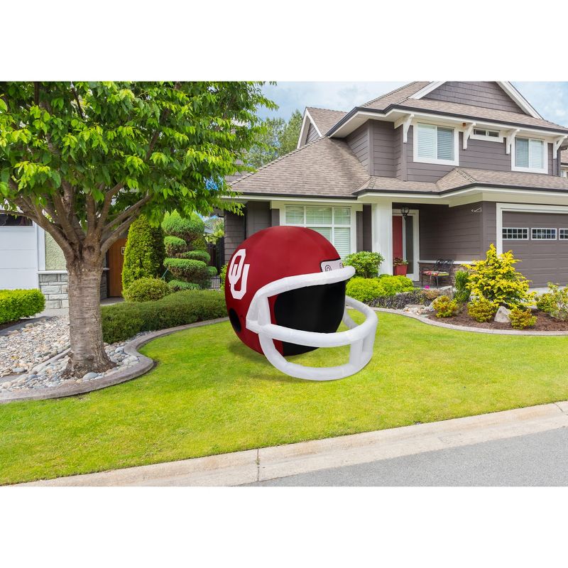 Fabrique NCAA Oregon Team Inflatable Helmet   4 ft., 4 ft Tall, Green