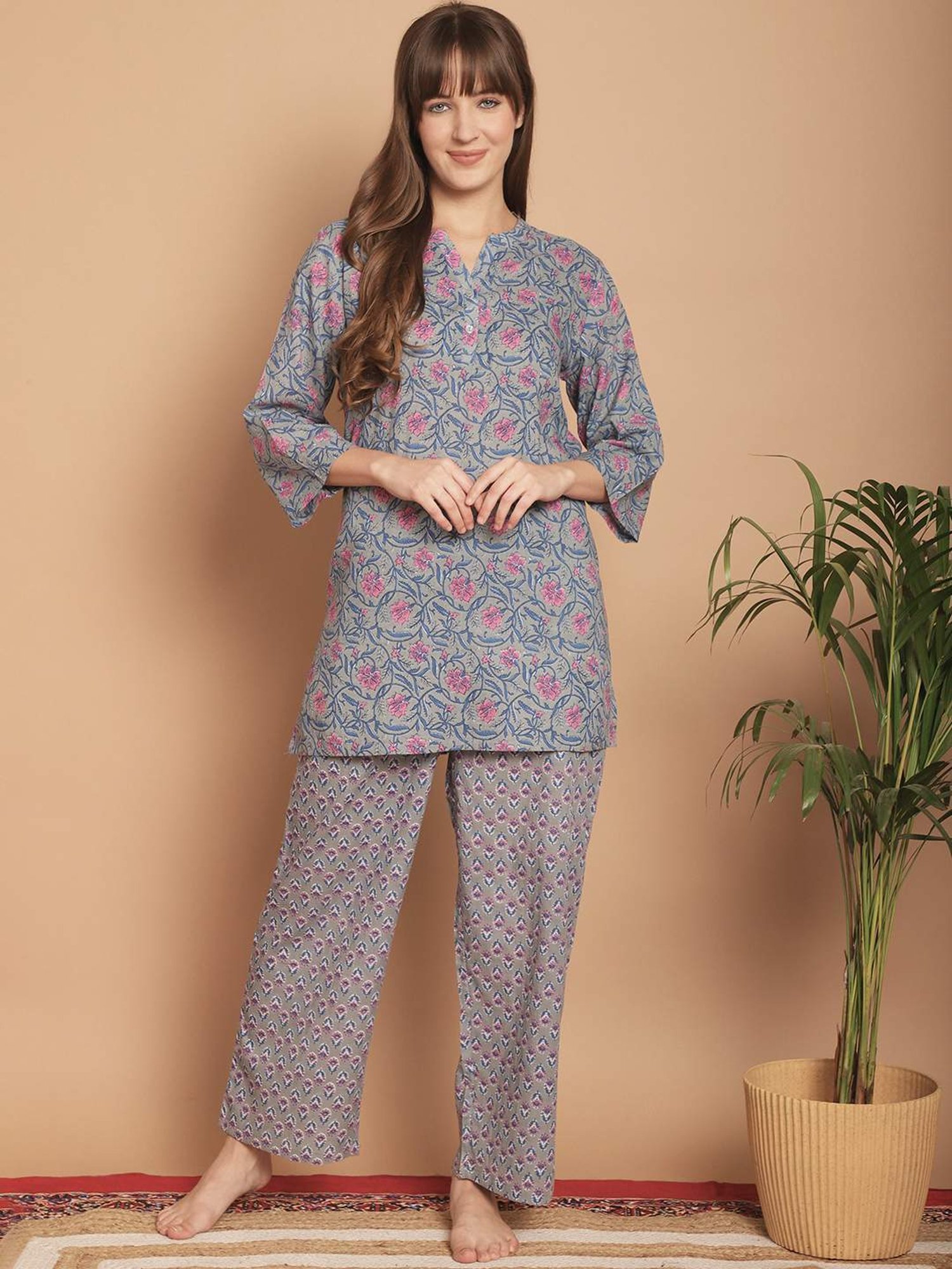 Kanvin Grey Cotton Printed Tunic Pyjamas Set